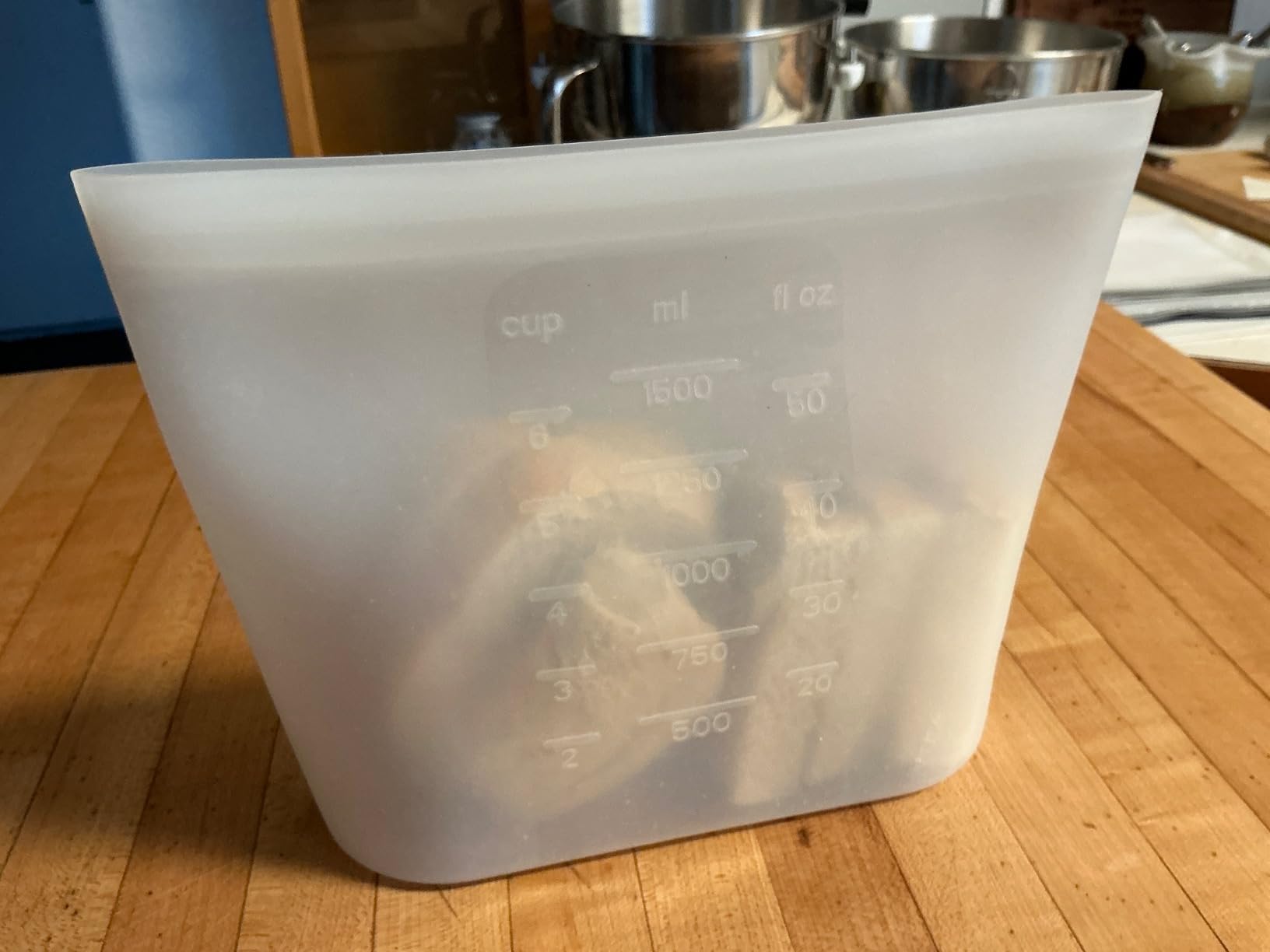 Winrock Reusable 100% Silicone Food Storage Bags, Sandwich Snack Bags New Generation Stand Up Zip Container for Soup and Leftovers, Plastic & BPA Free, Microwave Oven Safe 3 Pack (51oz, 34oz, 17oz) customer photo 1