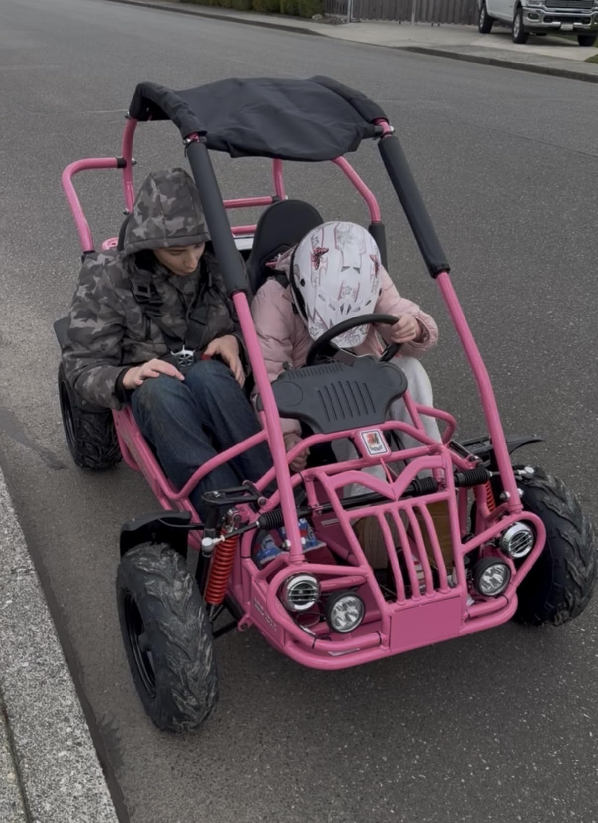 TrailMaster Mid XRX/R - Deluxe Go Kart Buggy with Reverse, Full roll cage and Safety Harness, Ages 10 and up, 196 CC Electric Start customer photo 2