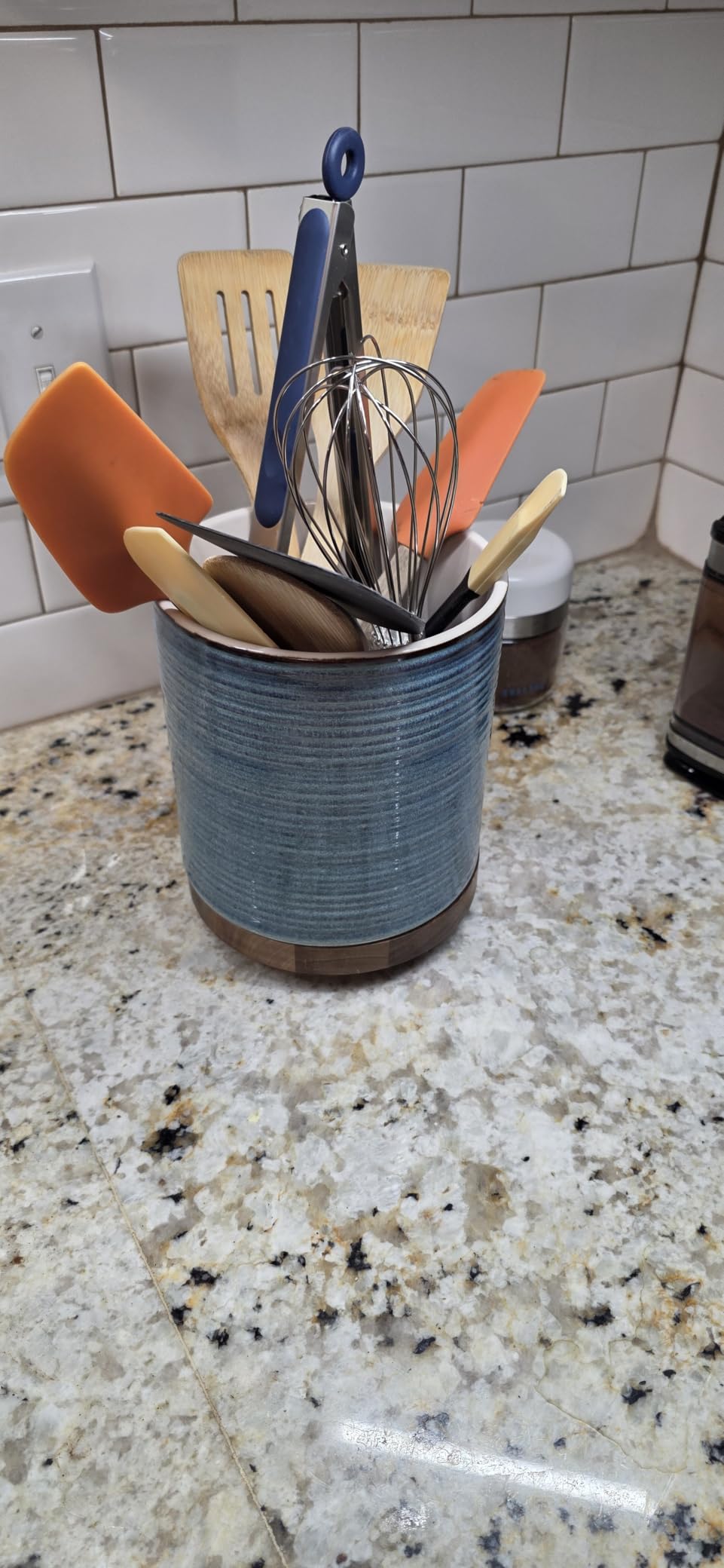 DOWAN 360° Rotating Extra Large Cooking Utensil Holder, 7.6