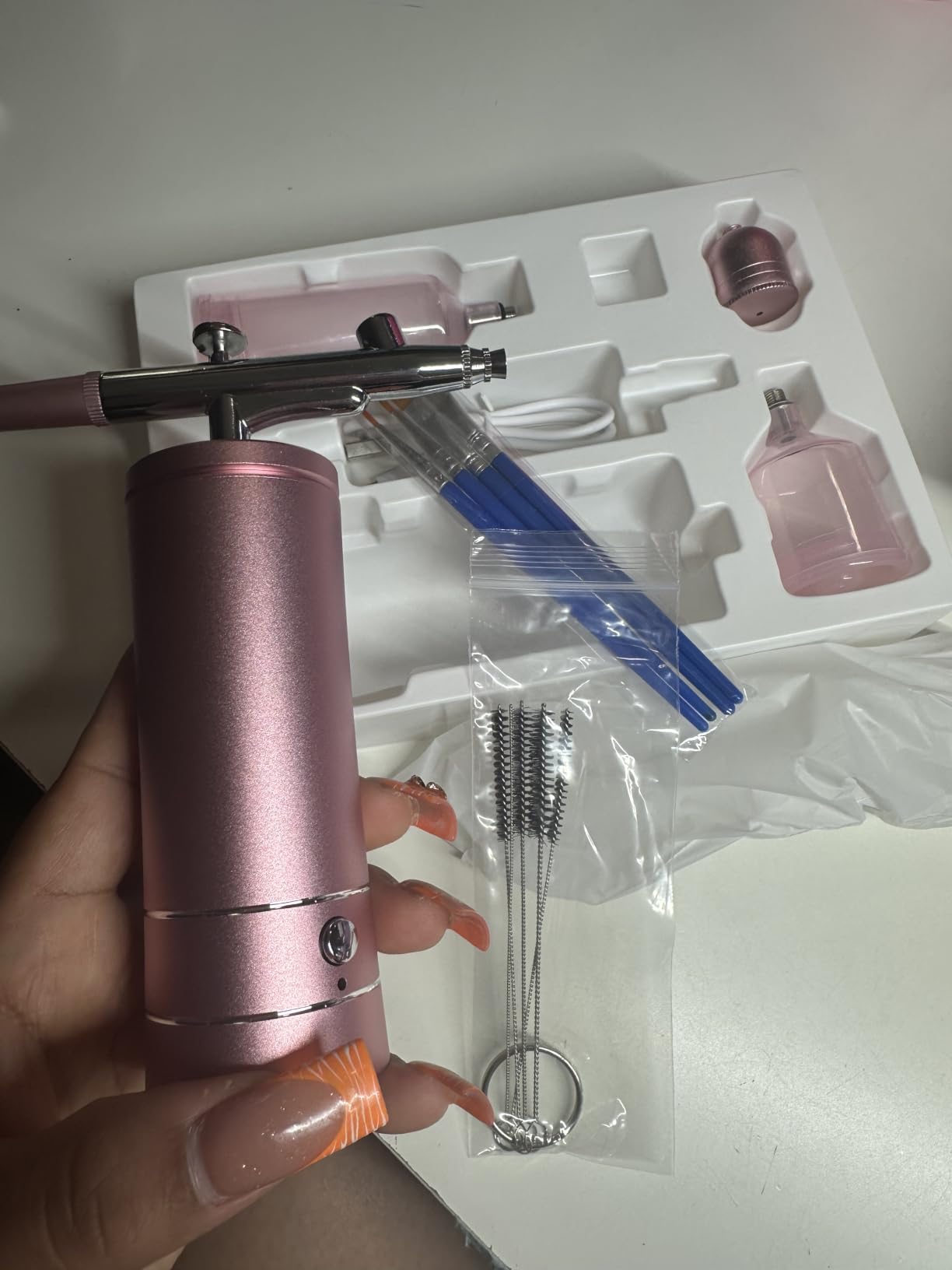 Airbrush-Kit Rechargeable Cordless Airbrush Compressor -Auto Handheld Airbrush Gun, Airbrush Set Portable Wireless Air Brush for Barber, Nail Art, Cake Decor, Makeup, Model Painting customer photo 2