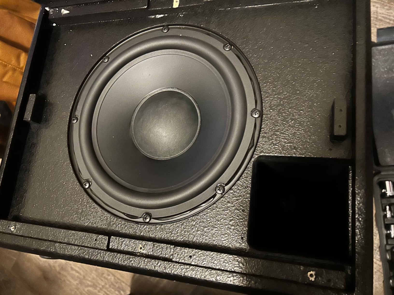 Behringer PA Subwoofer SAT 1008 SUBA customer photo 1