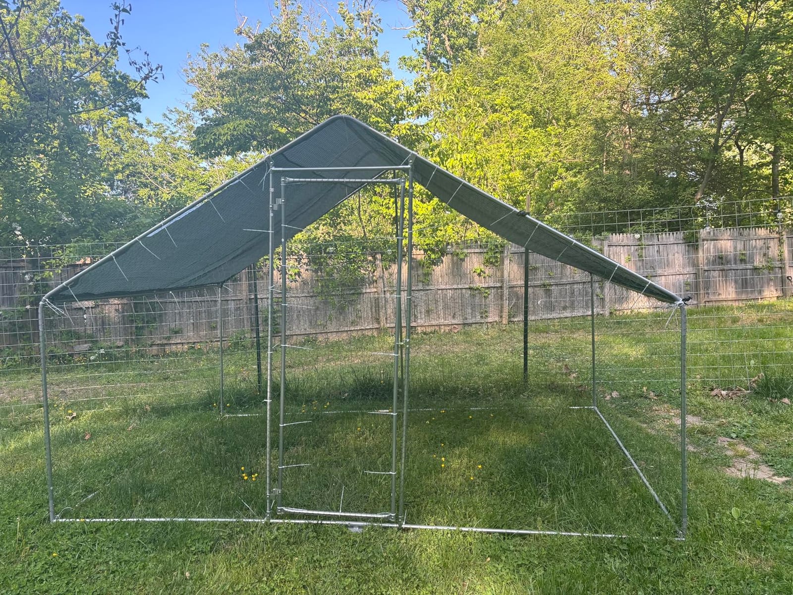 Large Metal Chicken Coop Round Top Upgrade Tri-Supporting Wire Mesh Chicken Run, Chicken Pen with Water-Resident and Anti-UV Cover, Duck Rabbit House Outdoor (19'L x 9'W x 6.5'H) customer photo 1