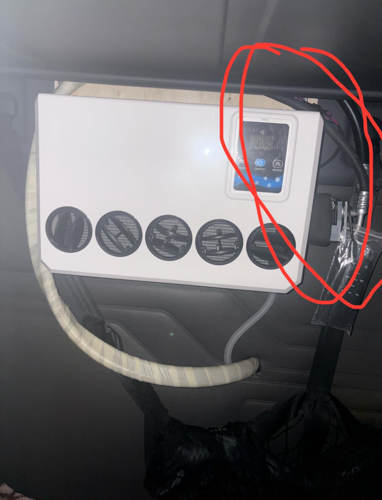 Treeligo 12V Truck Cab Air Conditioner 12000BTU, Mini Split 12 Volt DC Electric Split ac Unit, 45dB Low Noise, Fast Cooling AC Unit Universal dc Air Conditioning for semi trucks RV Camper customer photo 1