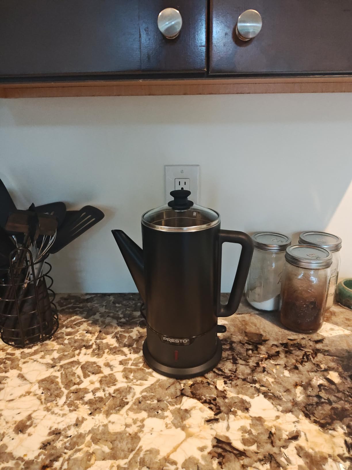 Presto 02815 Black Stainless Steel 12-Cup Cordless Coffee Percolator customer photo 1