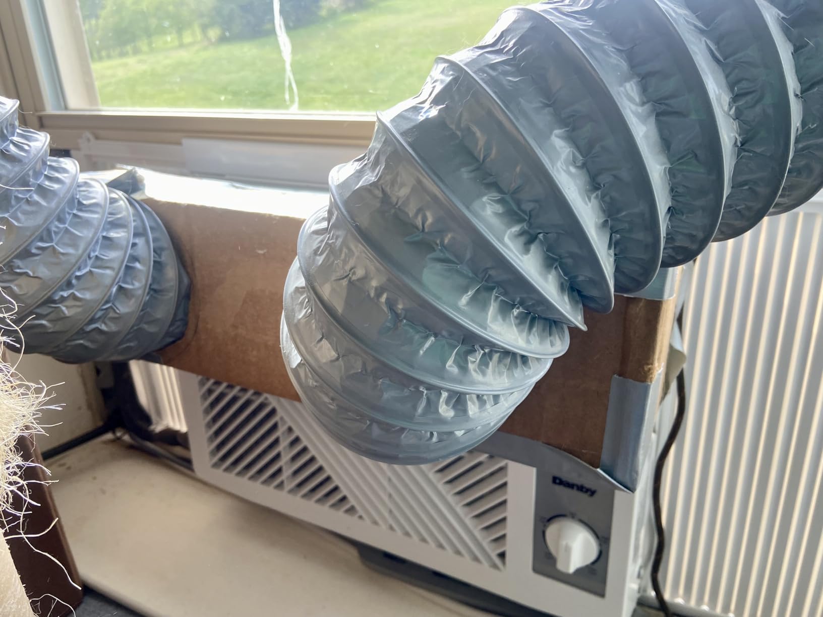 TEAIERXY 4 Inch 8FT Dryer Vent Hose, Flexible Insulated Air Ducting, Vent Hose PVC Aluminum Foil with 2 Clamps for HVAC Ventilation (Grey) customer photo 2