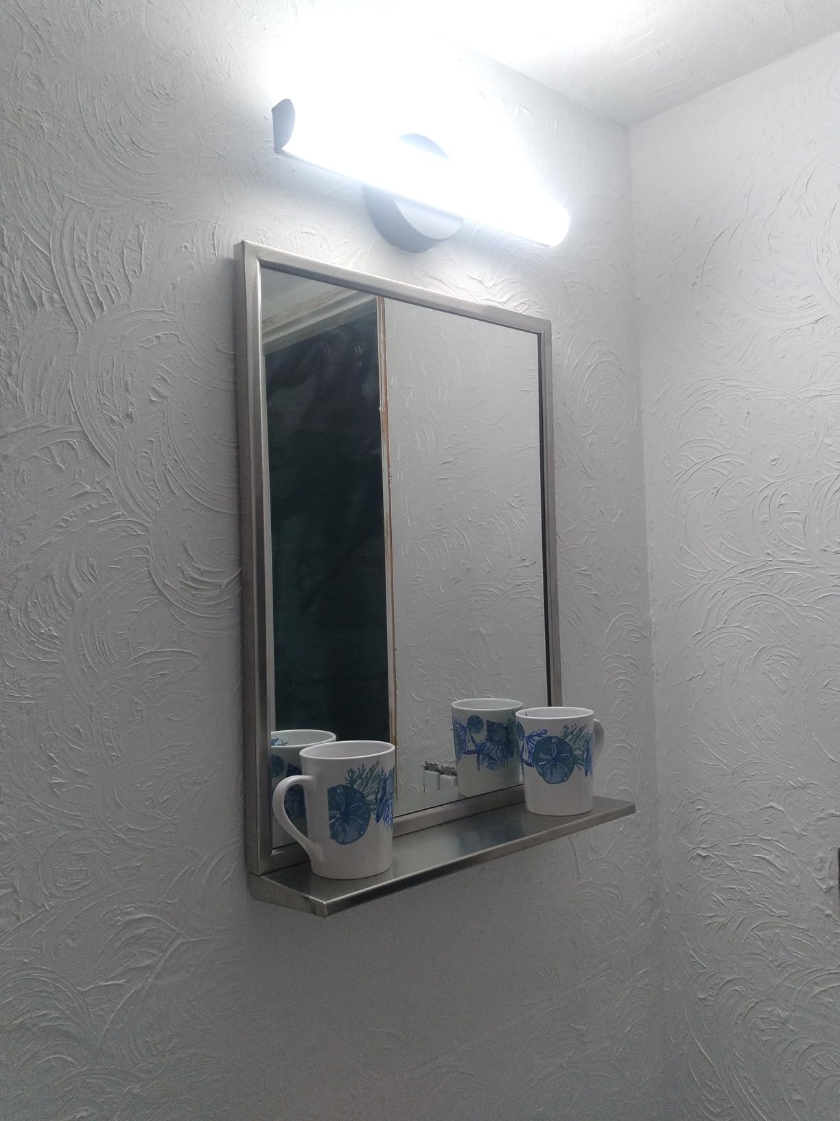 Modern Dimmable LED Vanity Light Bar Lighting, Bathroom Light Fixtures | 15.9 Inch LED Bathroom Light Fixture Over Mirror, 15W 1300LM Daylight White 5000K Wall Sconces Lighting, Black Bath Light Bar customer photo 2
