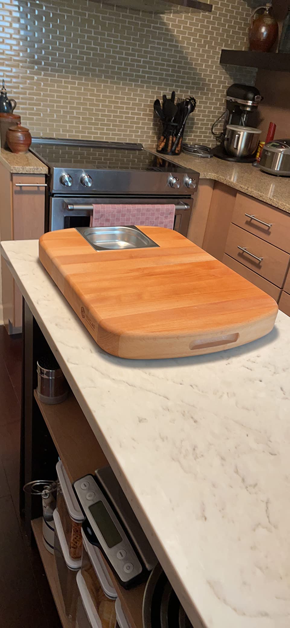 HexClad Hybrid Beechwood Carving and Cutting Board with Drip Tray | Stainless Steel Drip Tray, Carrying Handle, and Juice Trenches, Double-Sided customer photo 1