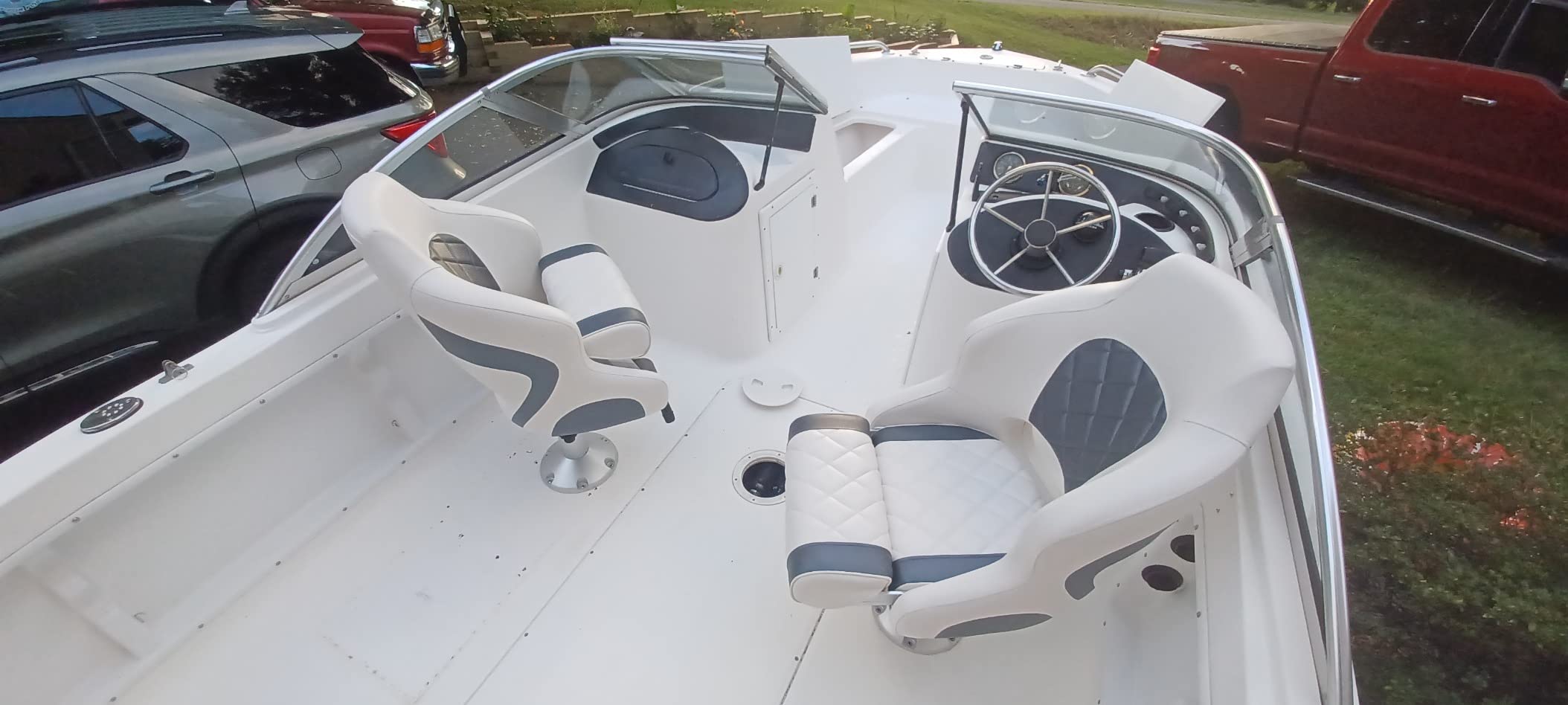 NORTHCAPTAIN Premium Captains Bucket Seat Sports Flip Up Boat Seat with Seat Cover customer photo 2