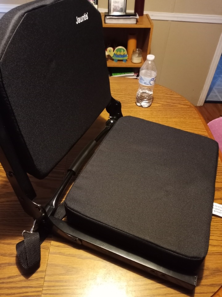 Jauntis Stadium Seats for Bleachers, Bleacher Seats with Ultra Padded Comfy Foam Backs and Cushion, Wide Portable Stadium Chairs with Back Support and Shoulder Strap customer photo 1