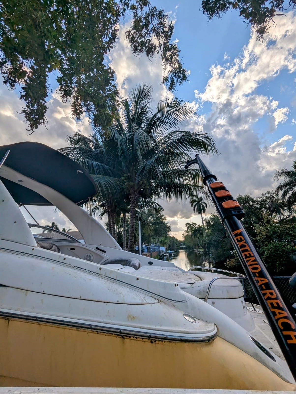 EXTEND-A-REACH Boat Hook for Docking with Telescoping Extension Pole | Durable, Floating, Lightweight & Sturdy Telescoping Boat Hook Pole // The Ultimate Pool for Docking, Push-Pull and Boating customer photo 2