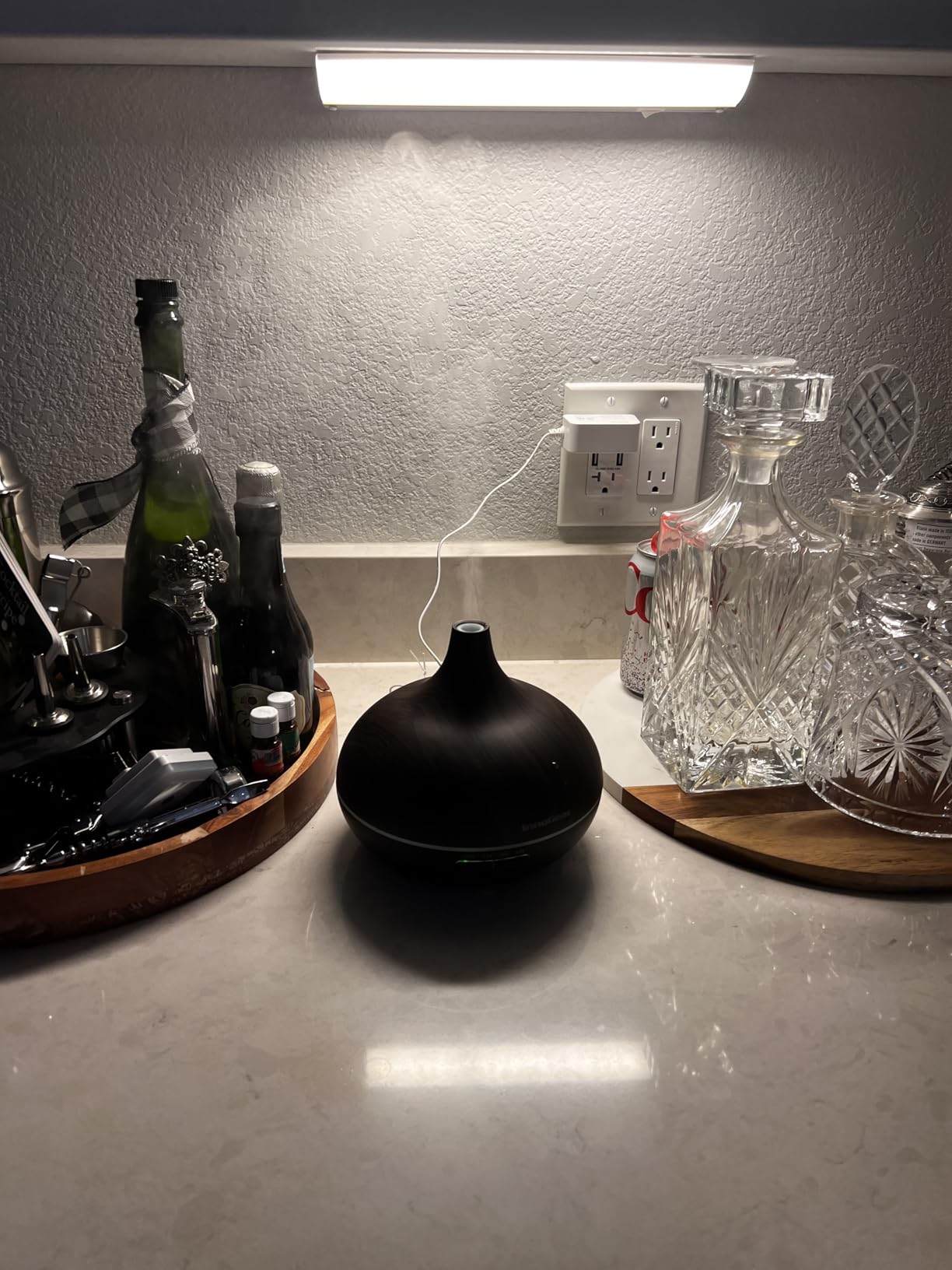 InnoGear 400ml Aromatherapy Essential Oil Diffuser 10 Oils Gift Set, Dark | Cool Mist Humidifier, Essential Oils, Ultrasonic, 4 Timers, Run up to 12hrs, Large Room, Home, Automatic Shut-Off, Quiet customer photo 2
