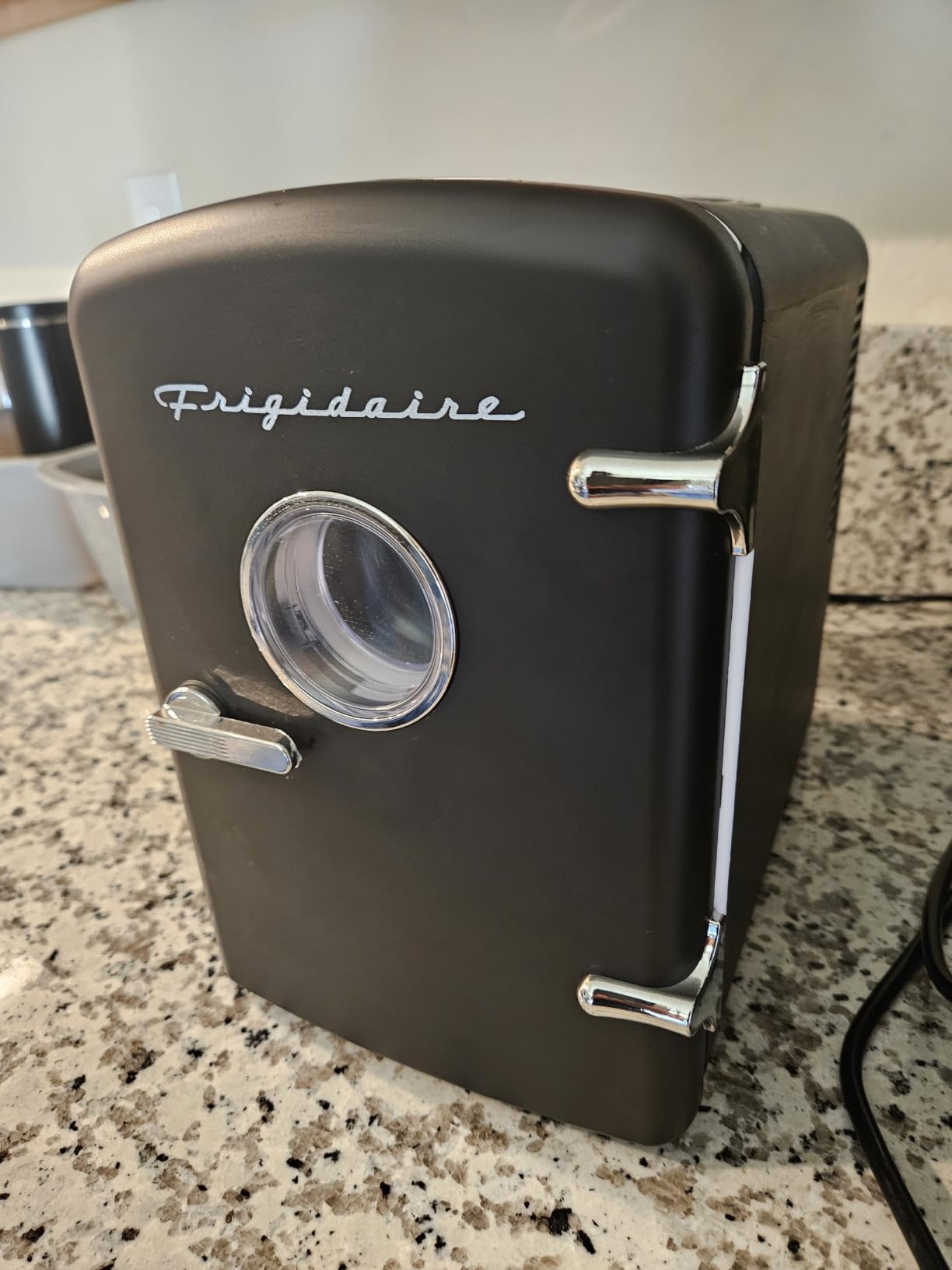 Frigidaire Retro 9-Can Mini Personal Fridge Portable Cooler, 11.8