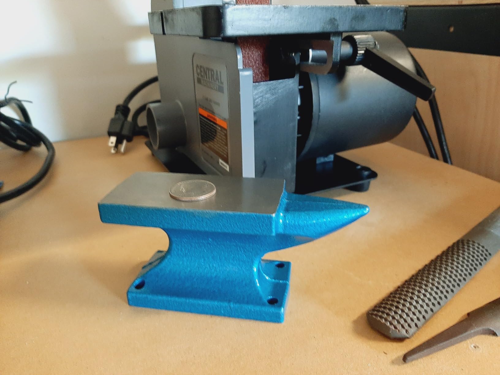 HimaPro Single Horn Anvil for Blacksmith Blue - Cast Iron Anvil - A Wonderful Tool for Jewelry Making and Metal Stamping (24 LBS) customer photo 2