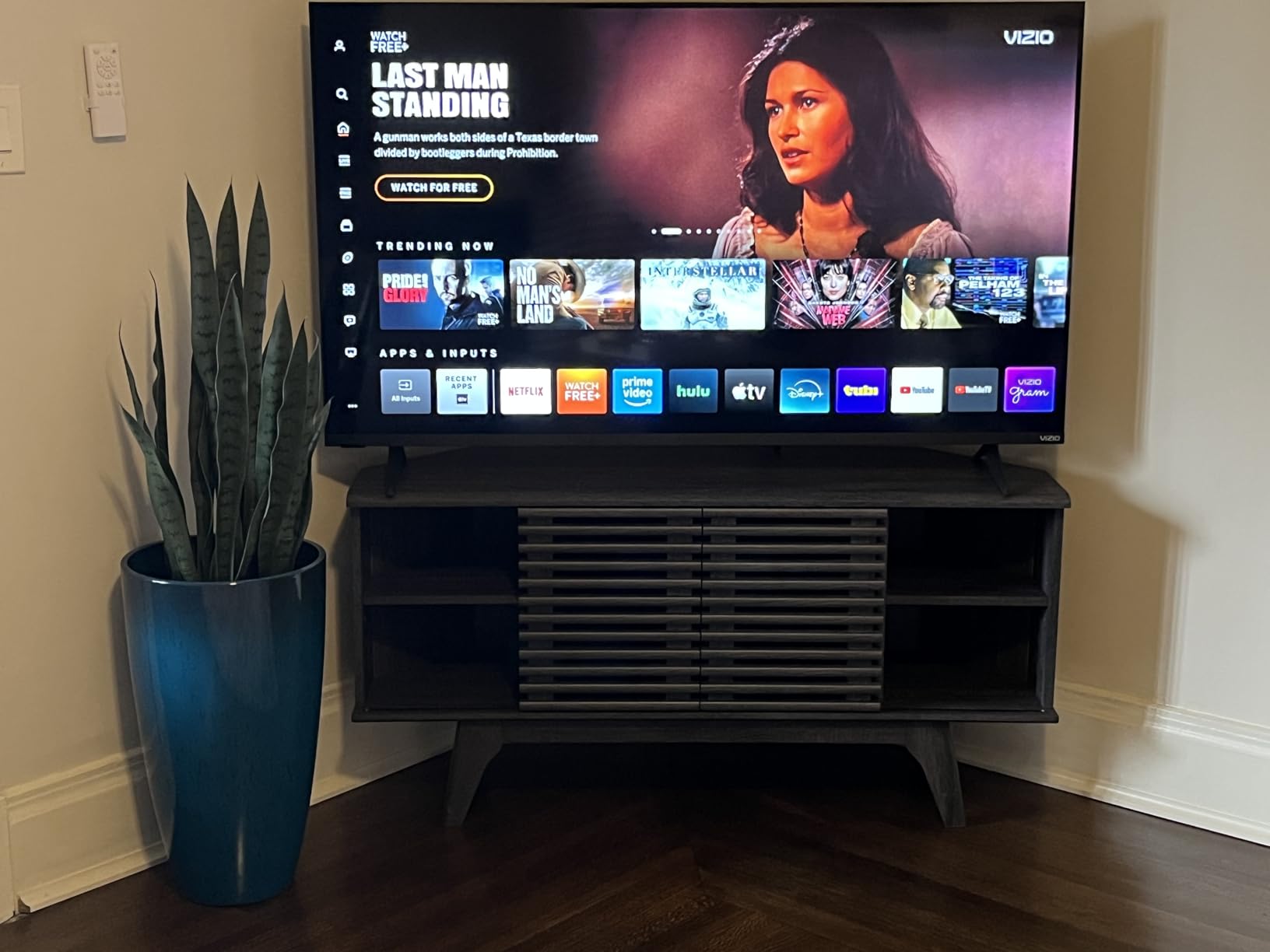 Modway Render Mid-Century Modern Low Profile Corner Media TV Stand in Walnut, 15 x 46 x 23 customer photo 1