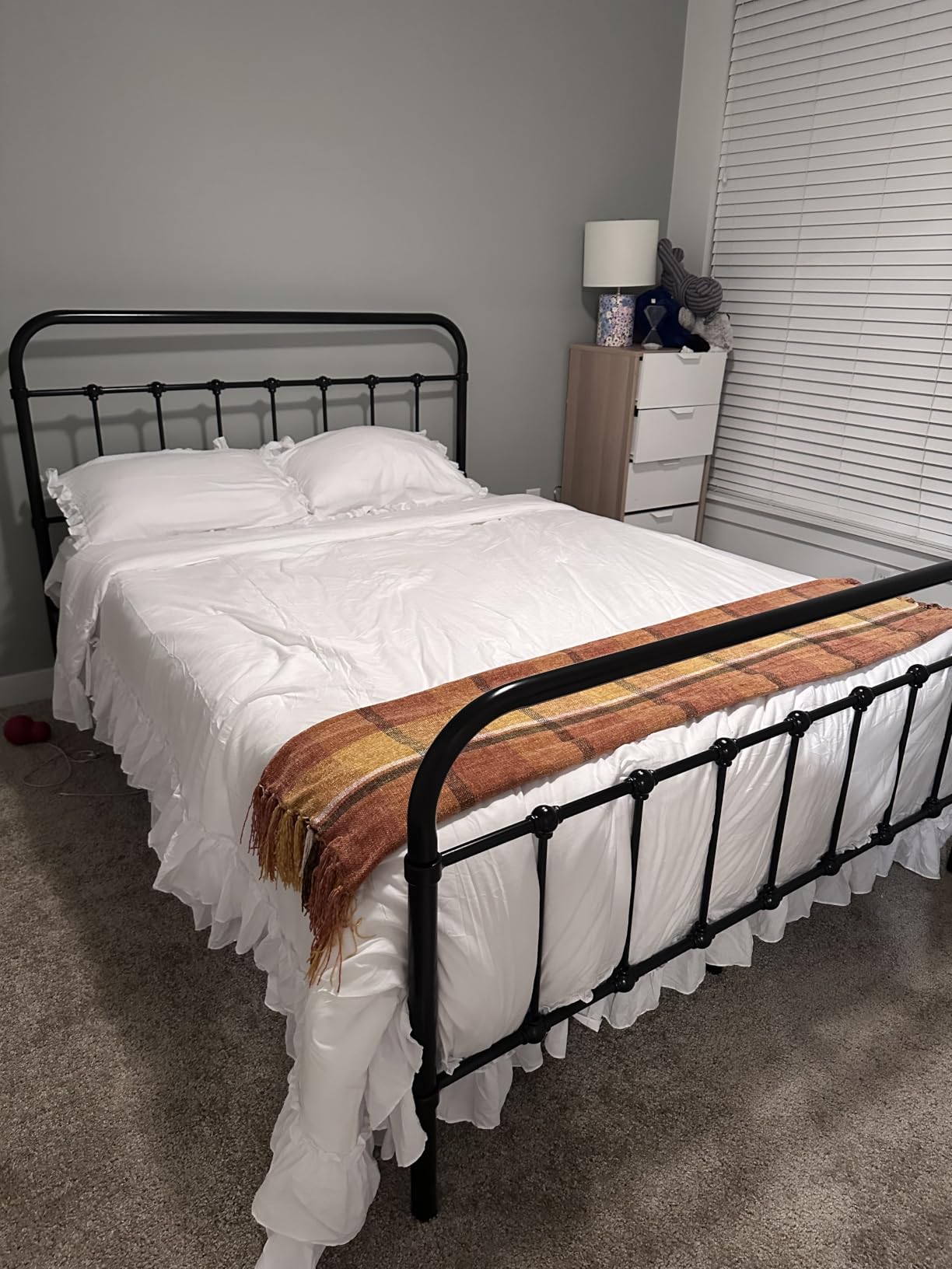 Allewie Queen Metal Bed Frame with Victorian Iron-Art Headboard, Black, Victorian Style Wrought Iron-Art Headboard/Footboard, Easy Assembly, Under Bed Storage, No Box Spring Required customer photo 2