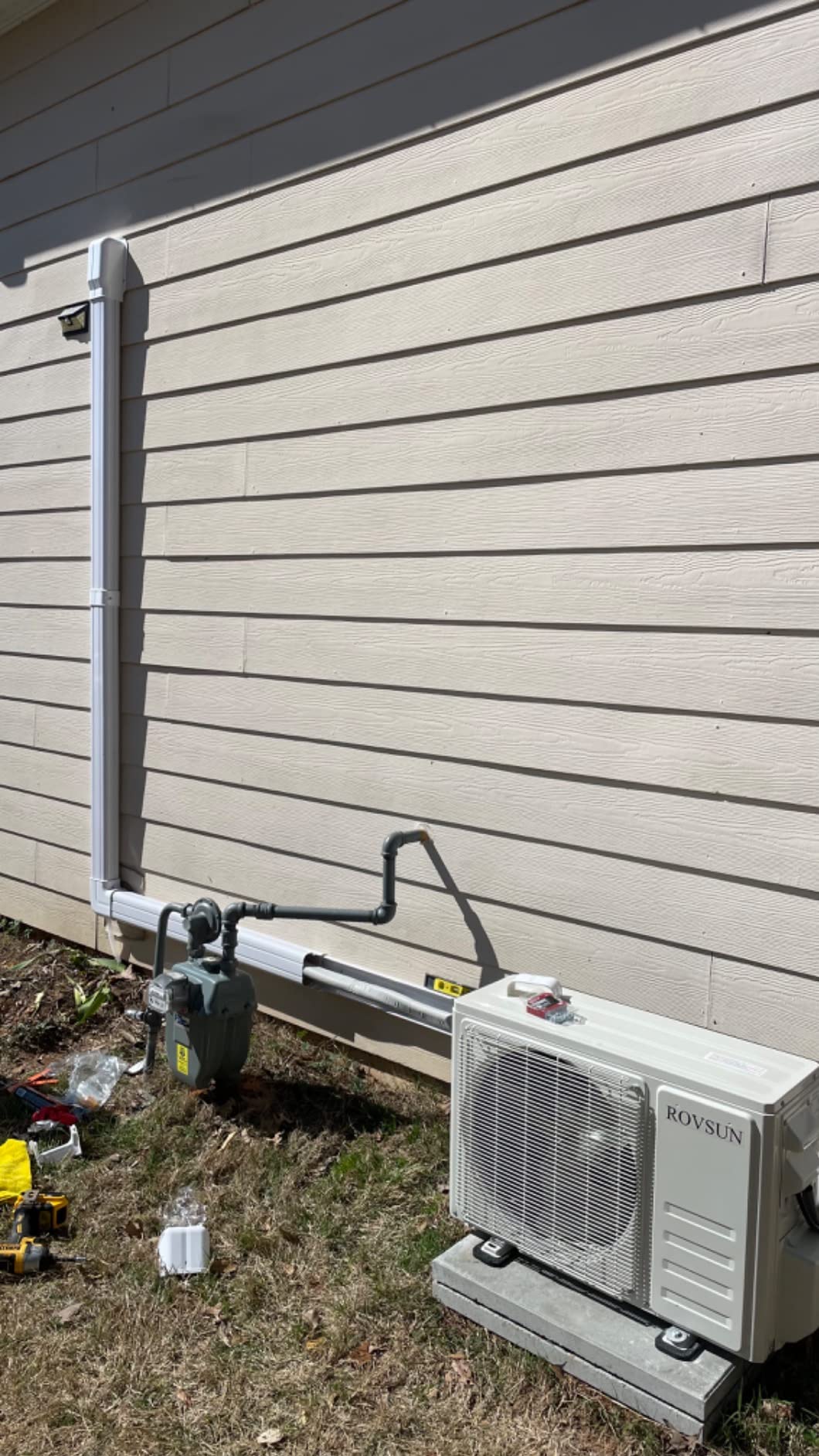 ROVSUN 12000 BTU Wifi Enabled Mini Split Air Conditioner & Heater with Inverter, 20 SEER2 Energy Saving 115V Ductless Split AC Unit with Pre-Charged Condenser, Heat Pump & Installation Kit customer photo 1