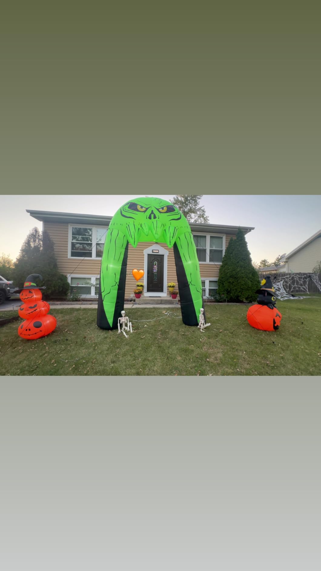 COMIN 10 FT Halloween Inflatables Archway Outdoor Decorations Blow Up Yard Monster Mouth Archway with Built-in LEDs for Indoor Party Garden Lawn Decor customer photo 1