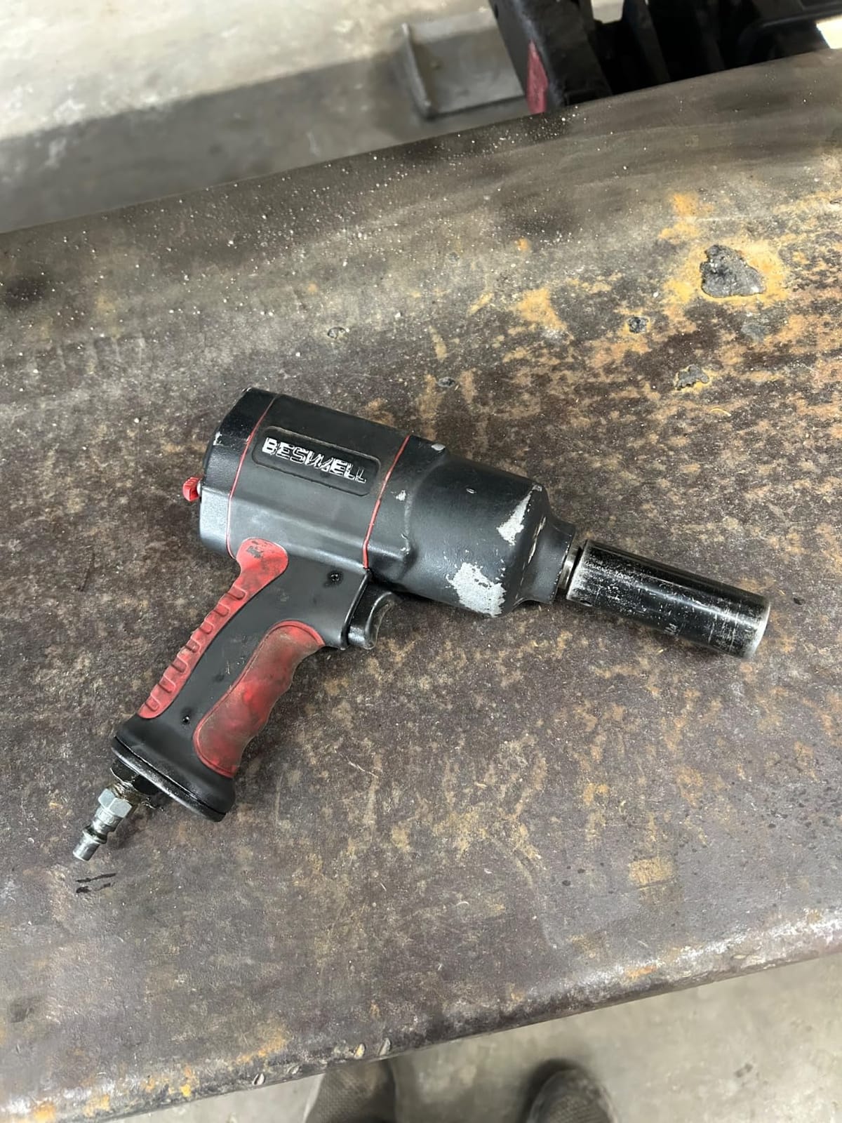 BESWELL BW-112BN 1/2-Inch Air Impact Wrench with 1180 Ft-Lbs Max Torque | FAST & POWERFUL: Twin hammer impact wrench delivers fast, high-torque power for auto repair, tire changes & body shop customer photo 2