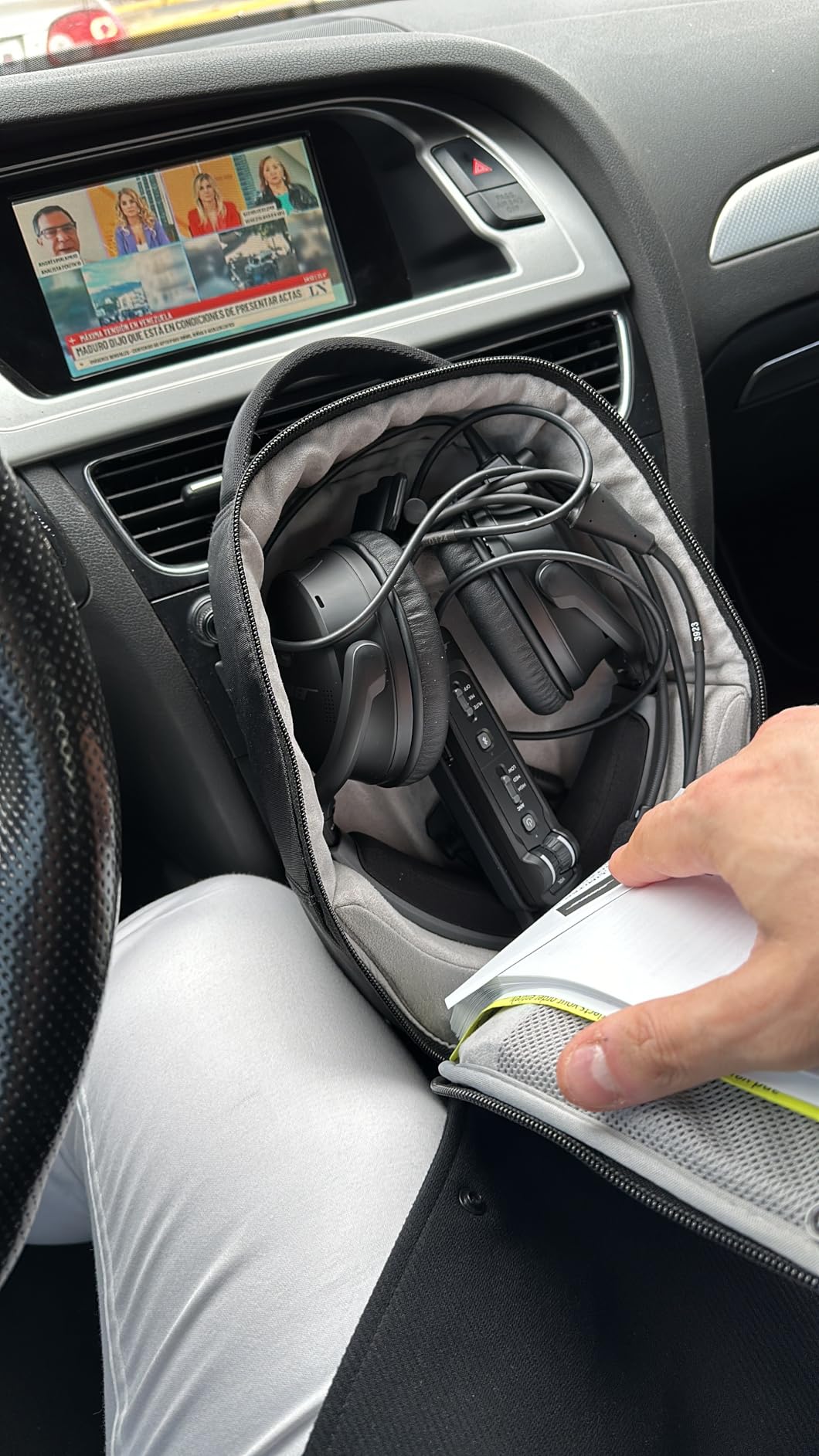 Bose A30 Bluetooth Aviation Headset - Lightweight Comfortable Design, Adjustable ANR and Noise Cancelling Microphone, [Dual Plug] - Black customer photo 1
