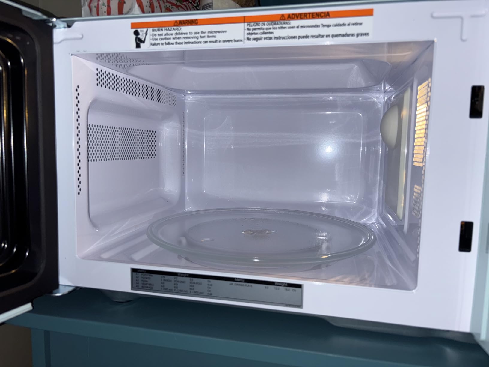 COMFEE' Countertop Microwave Oven 0.7 Cu.Ft, 700W, Black, Child Lock | 11 Power Levels, Multi-stage Cooking, Weight/Time Defrost, Memory Function, for Apartment, Dorm, Office customer photo 1