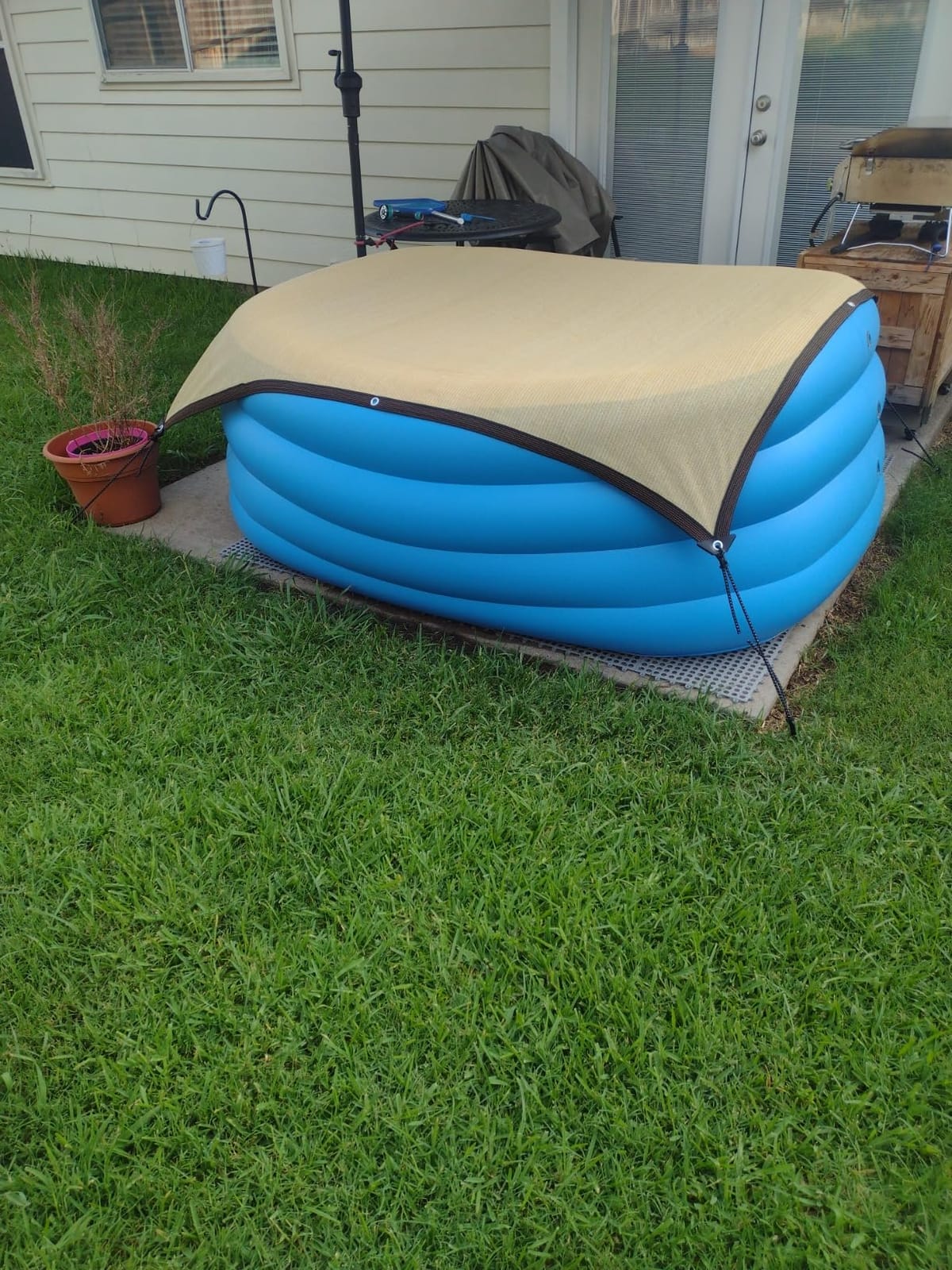 Inflatable Swimming Pool, 70x55x29 inch Inflatable Pool, Family Pool, Summer Water Party, Kids, Outdoor, Garden, Backyard (A 70x55x29in) customer photo 1