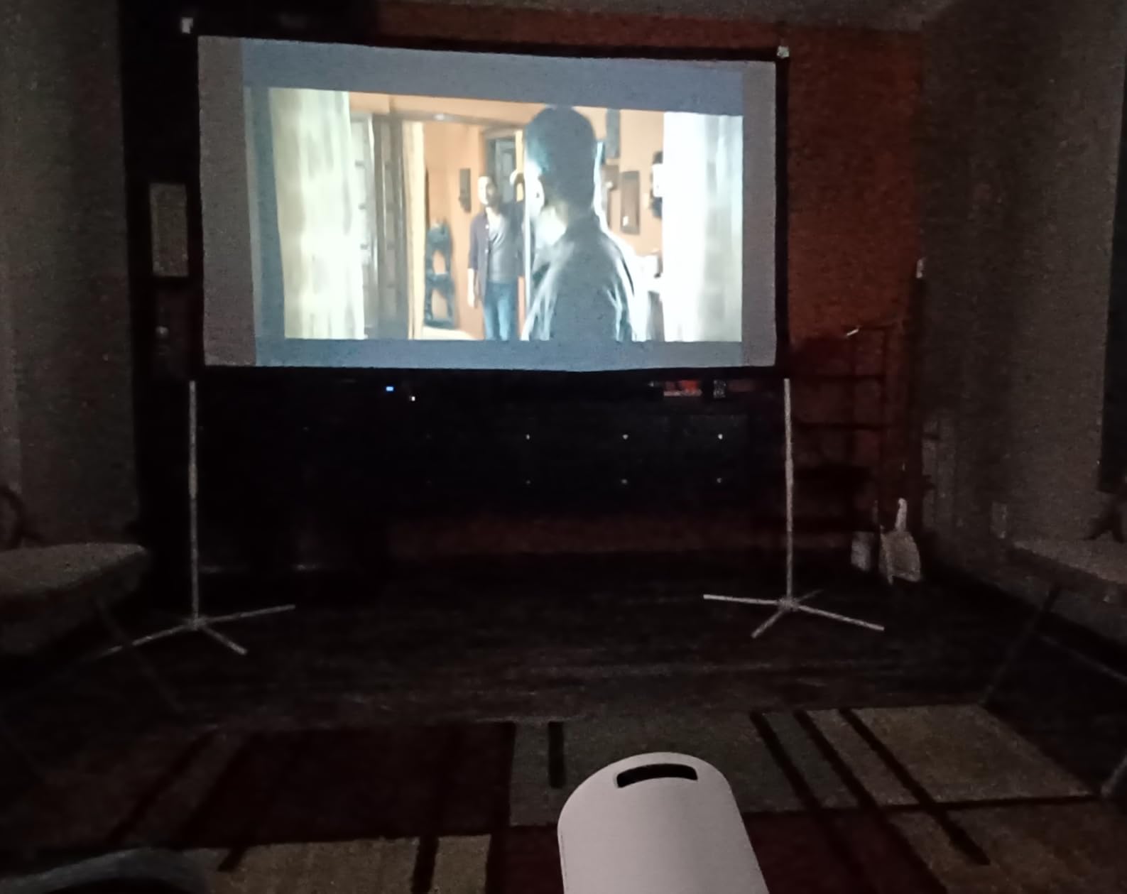 Portable Projector Screen with Stand Outdoor: Camping Projection Screen 80 inch 4K Movie Screen for Home Backyard Indoor 16:9 HD Night customer photo 1