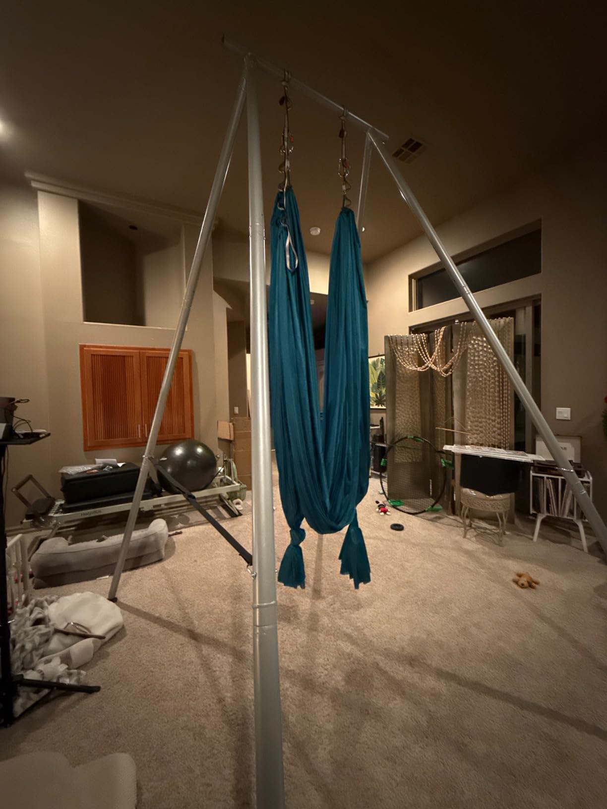 KUAFU 9.6 FT Portable Stand Yoga Swing Stand 551 LBS Aerial Yoga Frame Yoga | Sling Inversion Equipment Steel Silvery for Indoor and Outdoor Triangle Structure customer photo 1