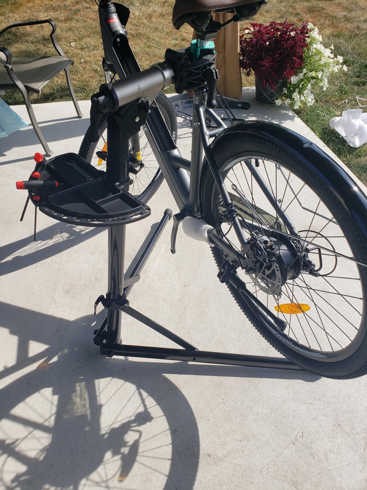 cyclists Bike Repair Stand (Max Load 110lbs) - E Bike Repair Stand for Mountain Bike and Road Bike customer photo 1