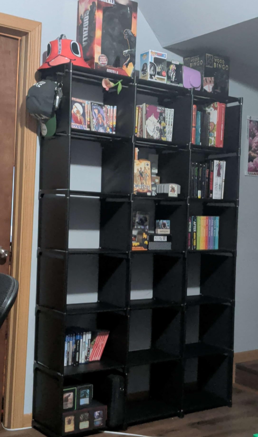 Mavivegue Bookcase, 18-Cube Extra Large Book Shelf, DIY Cube Storage Organizer for Bedroom, Living Room, Home Office - Black customer photo 1