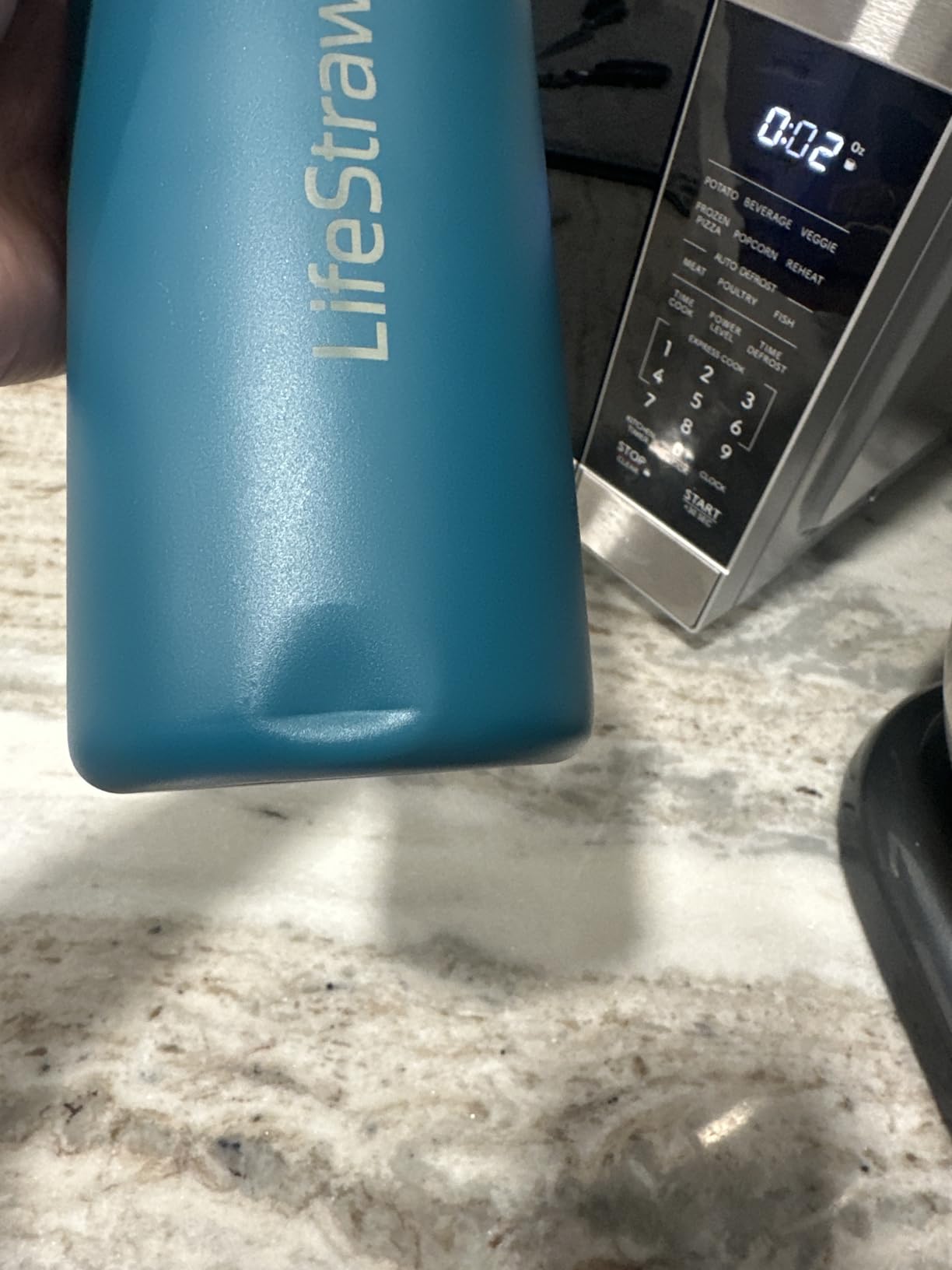 LifeStraw Go Series Insulated Steel Water Filter Bottle, 1 L, Polar White customer photo 1