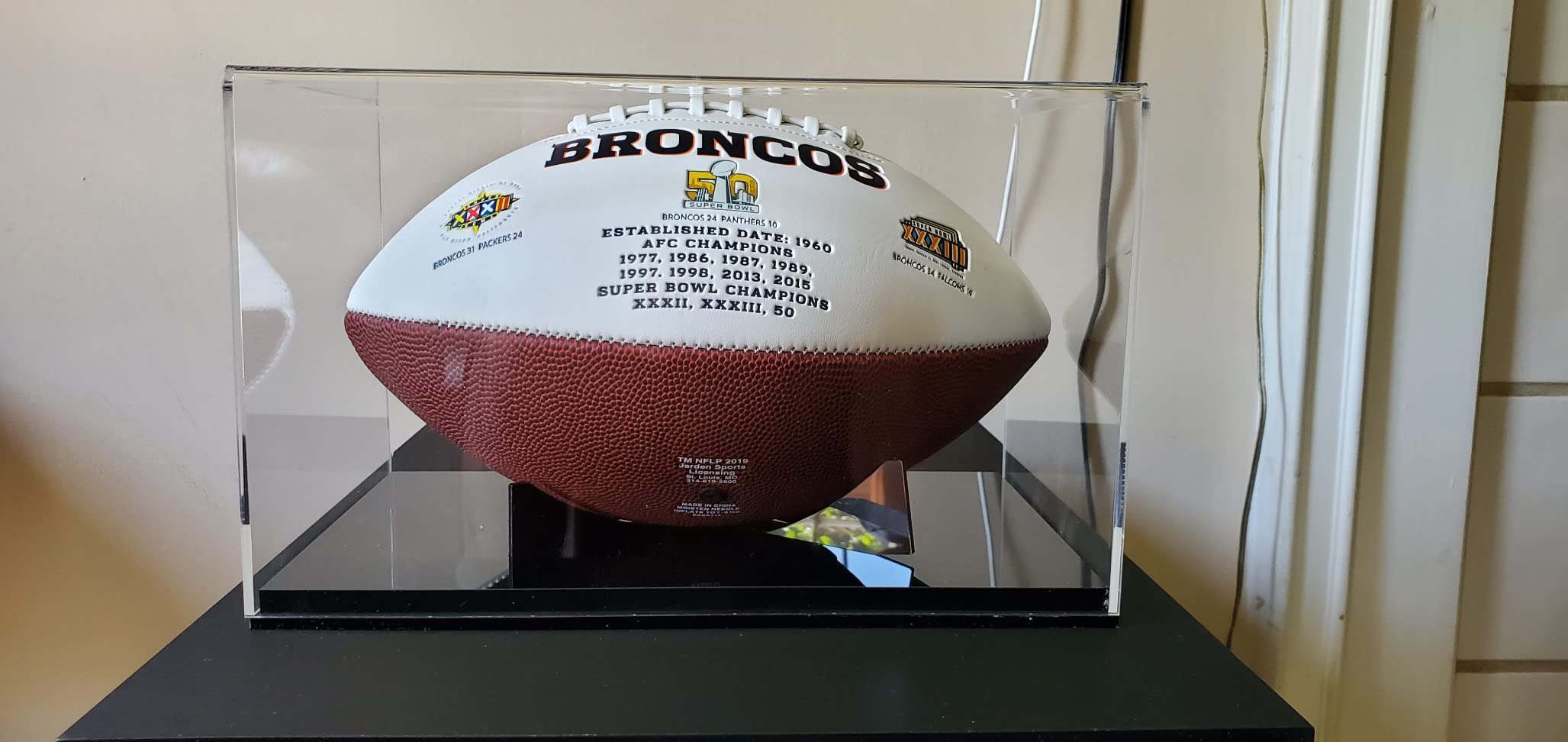 KKU Football Display Case, Acrylic Football Case Display Case Autographed Football Holder, No Assembly Required Football Display Box with Removable Built-in Football Display Stand customer photo 2