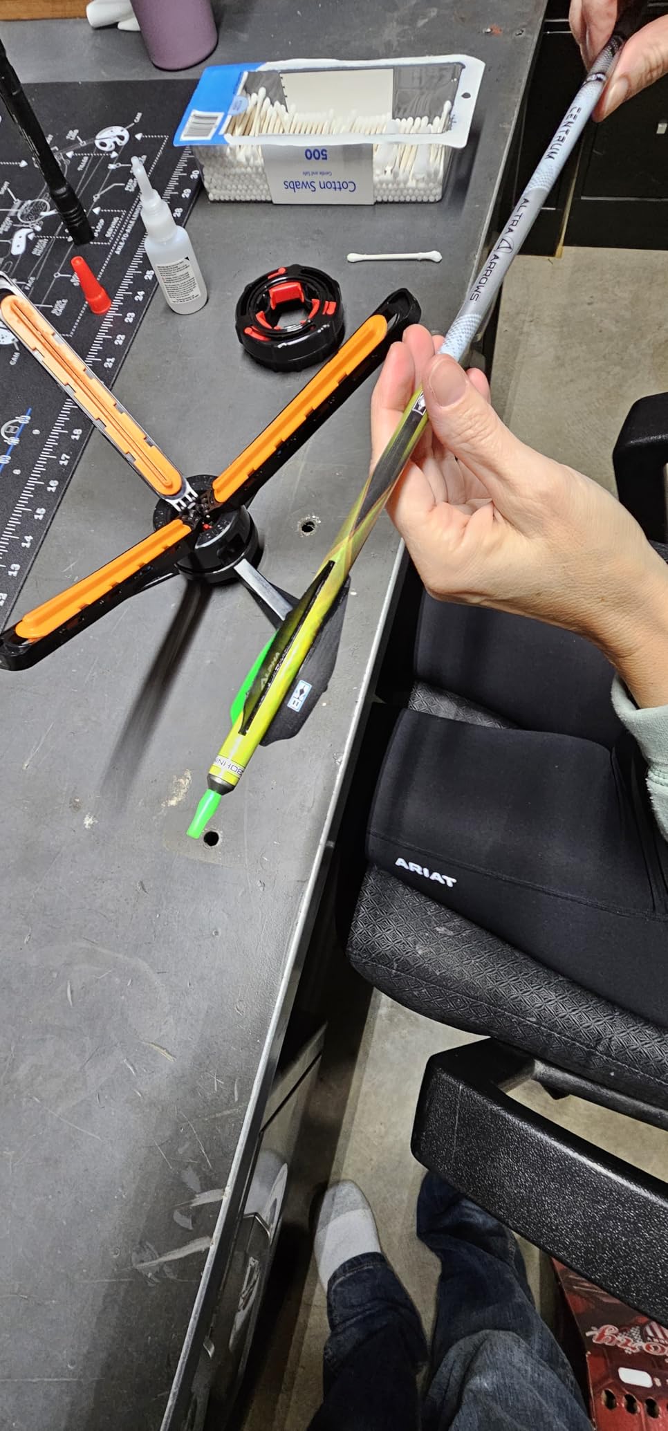 Bohning Complete Cauldron Fletching Jig Black customer photo 2