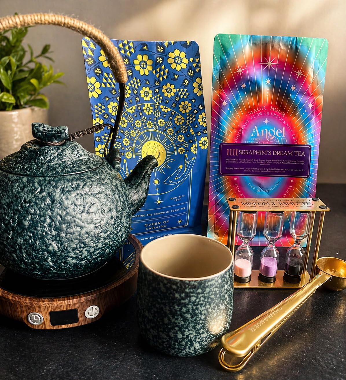 TEANAGOO Japanese Tea Set, Chinese Tea Sets, Porcelain Japanese Tea Cups, Chinese Gongfu Tea Set, Asian Tea Set for Adults, Japanese Teapot Set, 1 Teapot (700ml/25oz) + 4 Tea Cups(205ml/7.2oz), U2 customer photo 1