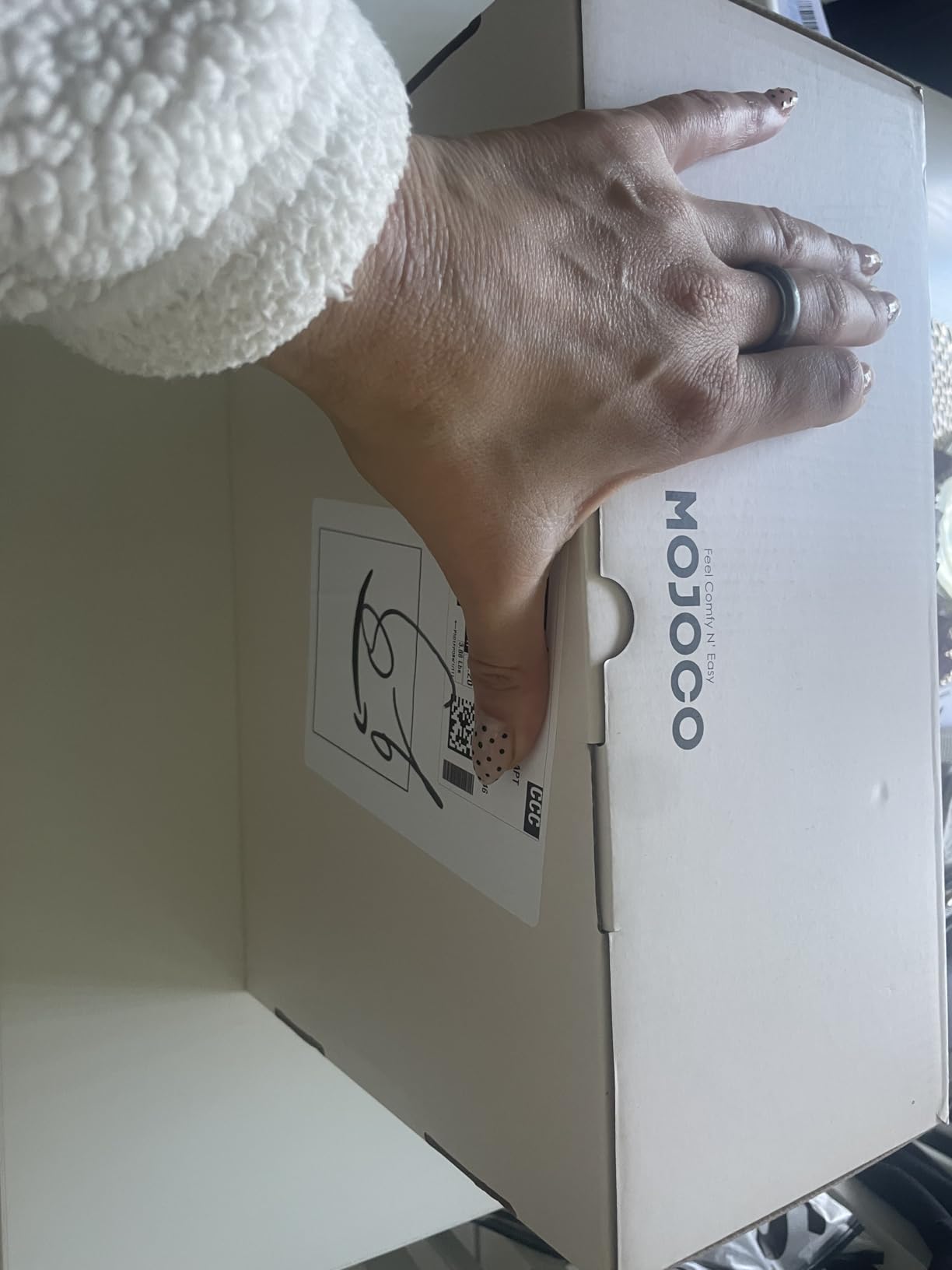MOJOCO Portable Clothes Dryer - 600w Compact Dryer for Apartment, Travel customer photo 2