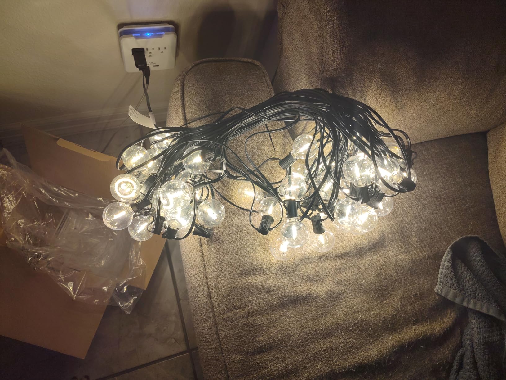 100Ft LED Outdoor String Lights, Dimmable Patio Lights, Waterproof Shatterproof 53 G40 Globe Bulb String for Backyard Bistro-Black 1 Pack customer photo 2