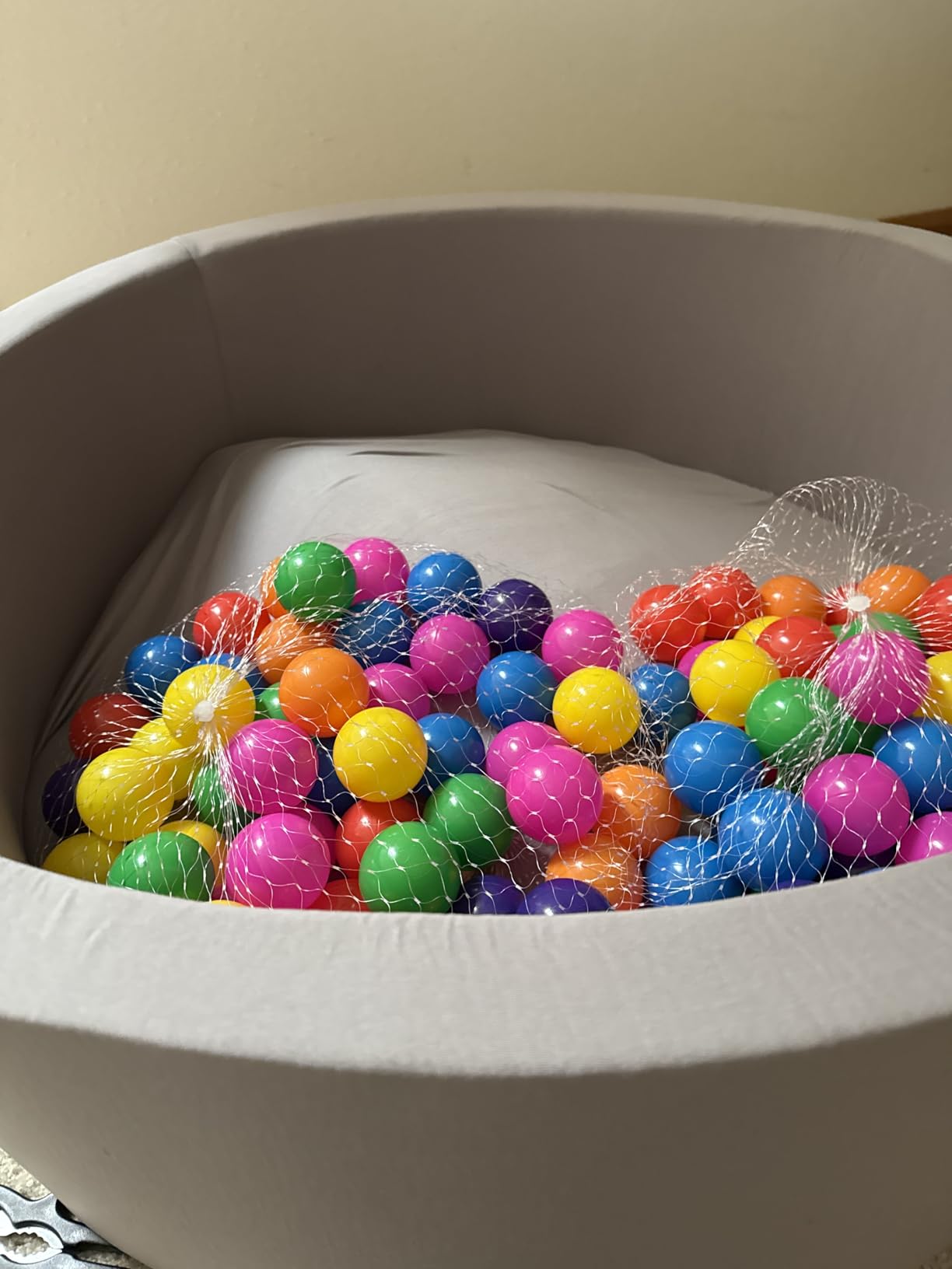Wilwolfer Foam Ball Pit for Toddlers with 100 Balls, Large Baby Ball Pit for Babies with Soft Memory Sponge, Indoor Outdoor Baby Playpen customer photo 1