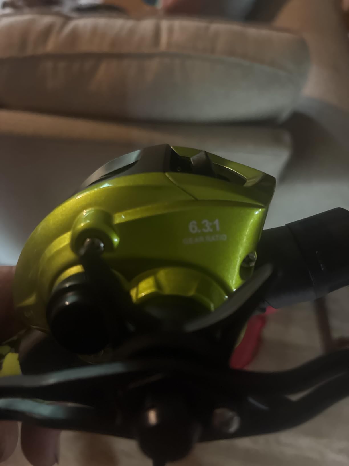 Sougayilang Baitcaster Combo, IM7 Graphite 2Pc Blank Rods, M/MH Power, EVA Handle & Stainless Steel Guides, 7.1:1 Gear Ratio, 18LB Drag for Bass, Walleye, Pike customer photo 1
