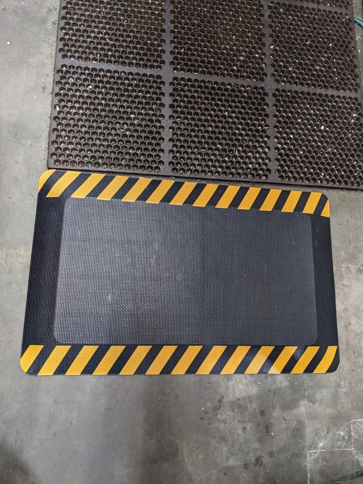 FEATOL Anti Fatigue Mat Industrial, Ergonomic Standing Floor Mat for Work for Stand -Safety Support for Leg & Back Pain(Yellow Border, 20
