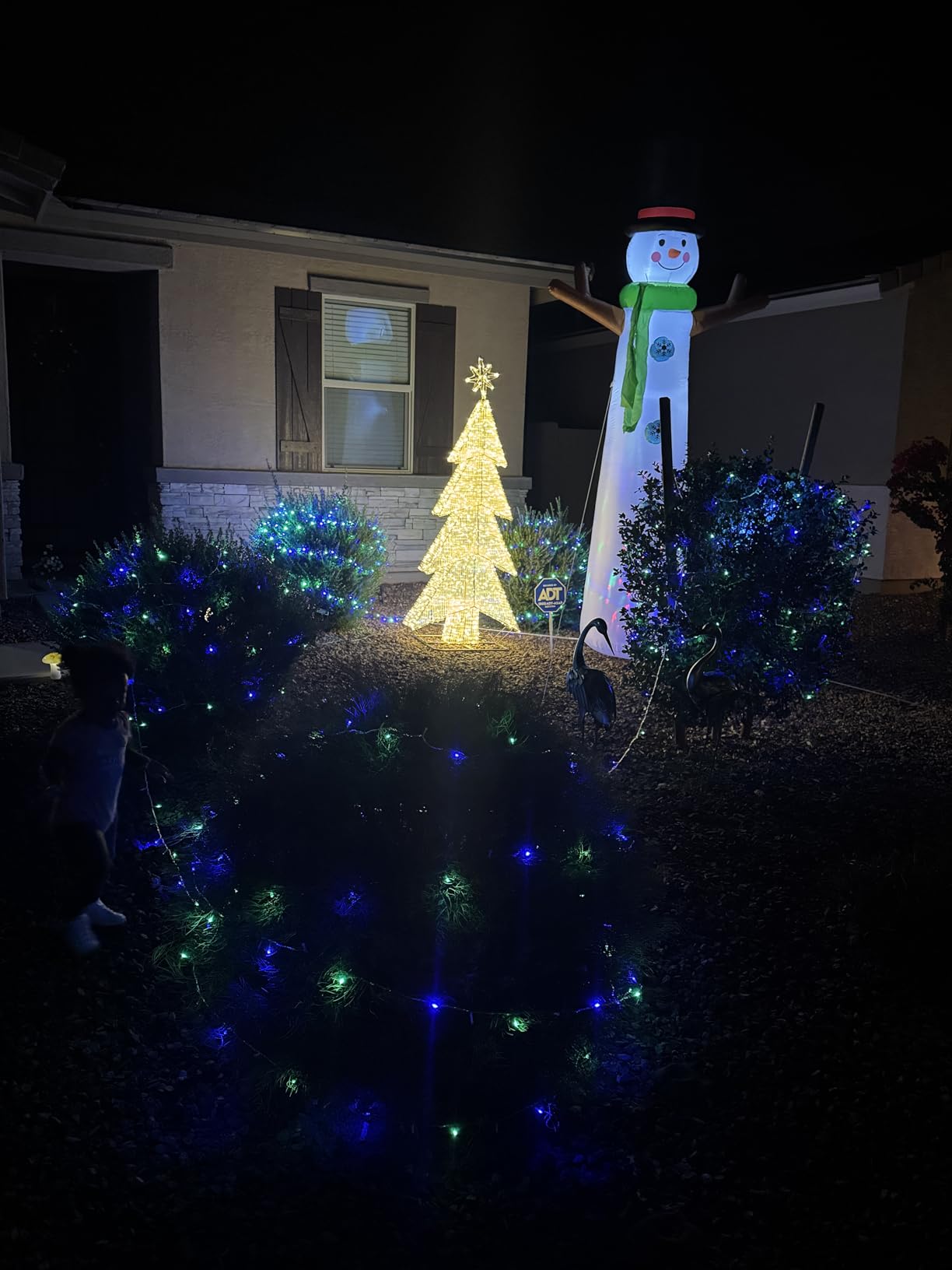 10ft Christmas Inflatable Outdoor Decoration Inflatable Yard Decoration Inflatable Santa Claus and Snowman Arch Decoration Built-in LED Lights for Christmas Holiday Party, Garden Decoration customer photo 2