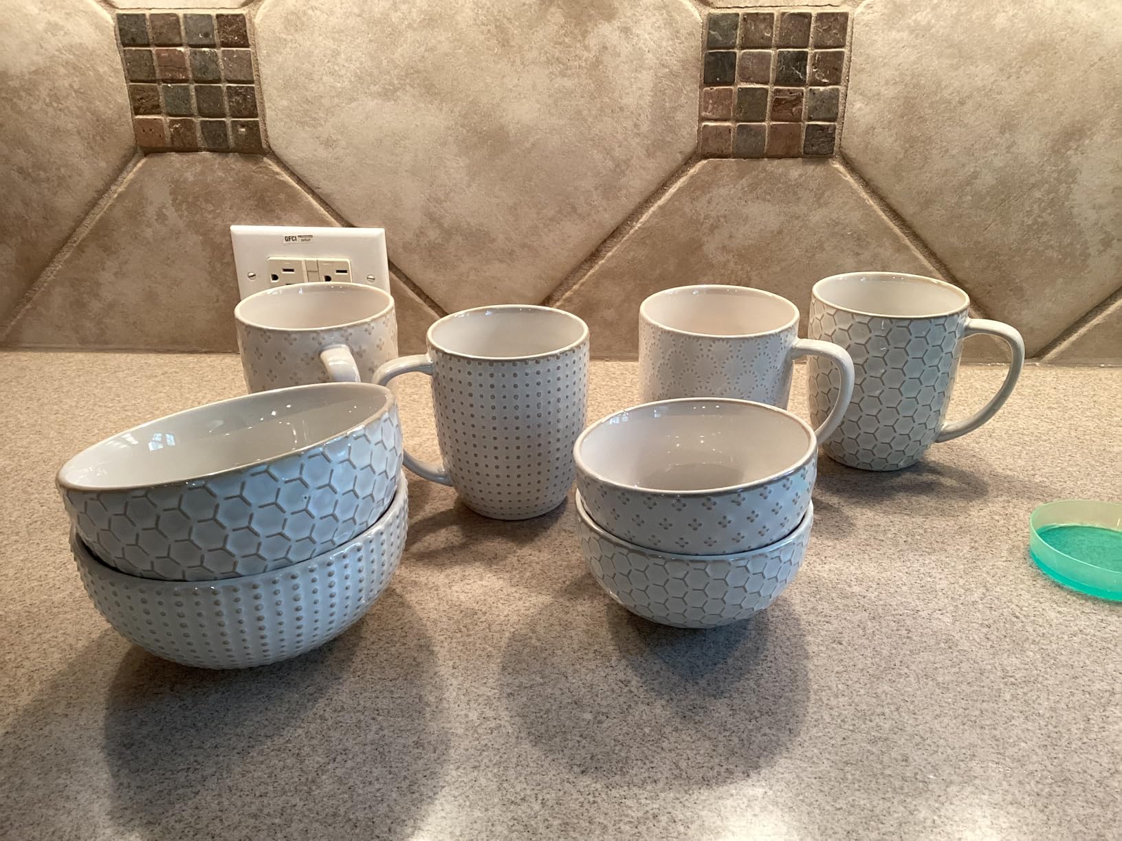 LE TAUCI Coffee Mugs 16 oz, Ceramic Mug Set, Embossment Cups for Latte, Hot Tea, Cappuccino, Mocha, Cocoa, Dishwasher Safe, Suit For Housewarming Wedding- 3.8 inch, Set of 4, Arctic White customer photo 1