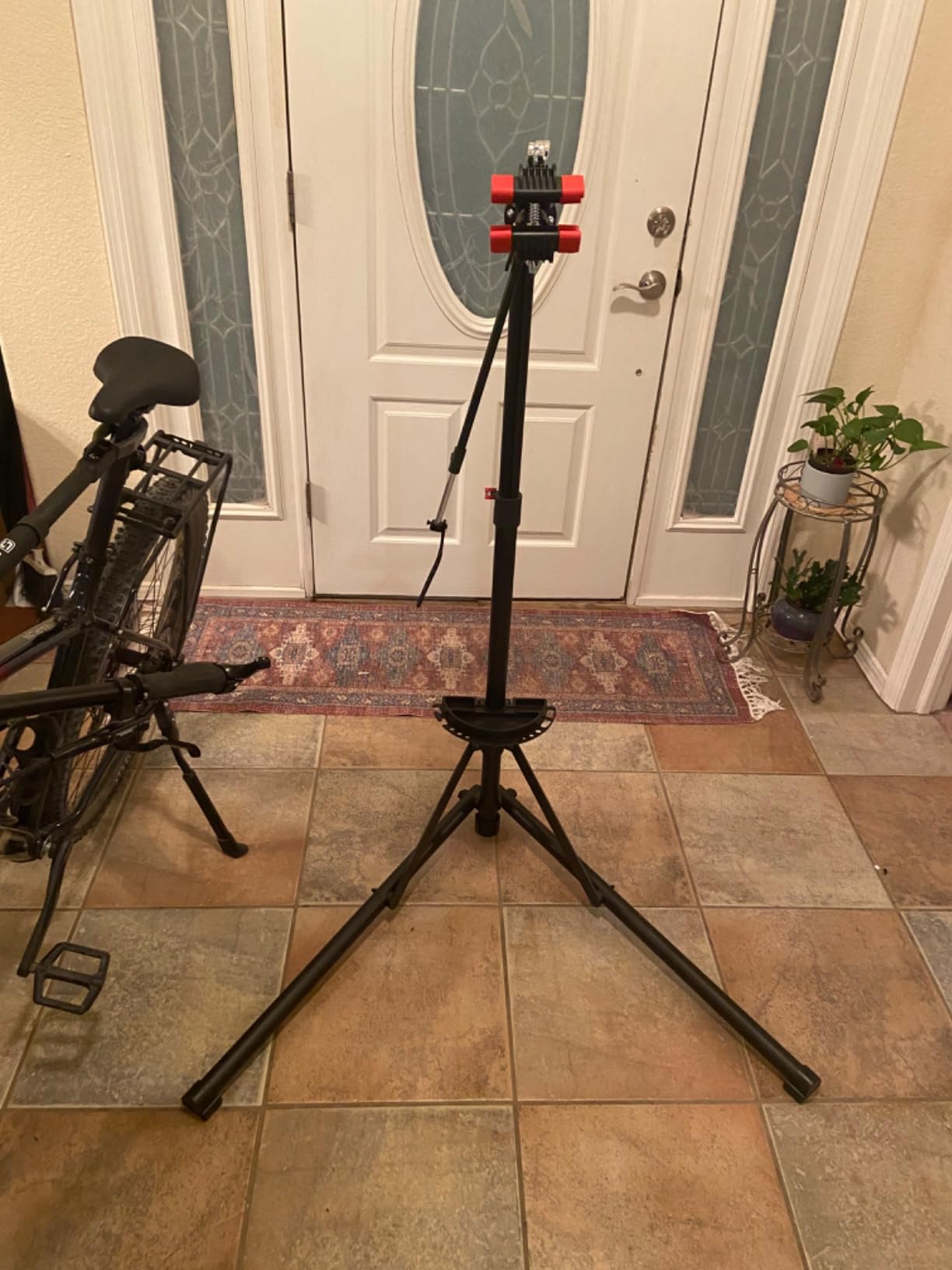 CXWXC Bike Repair Stand - Maintenance Workstand for Mountain and Road Bikes customer photo 1