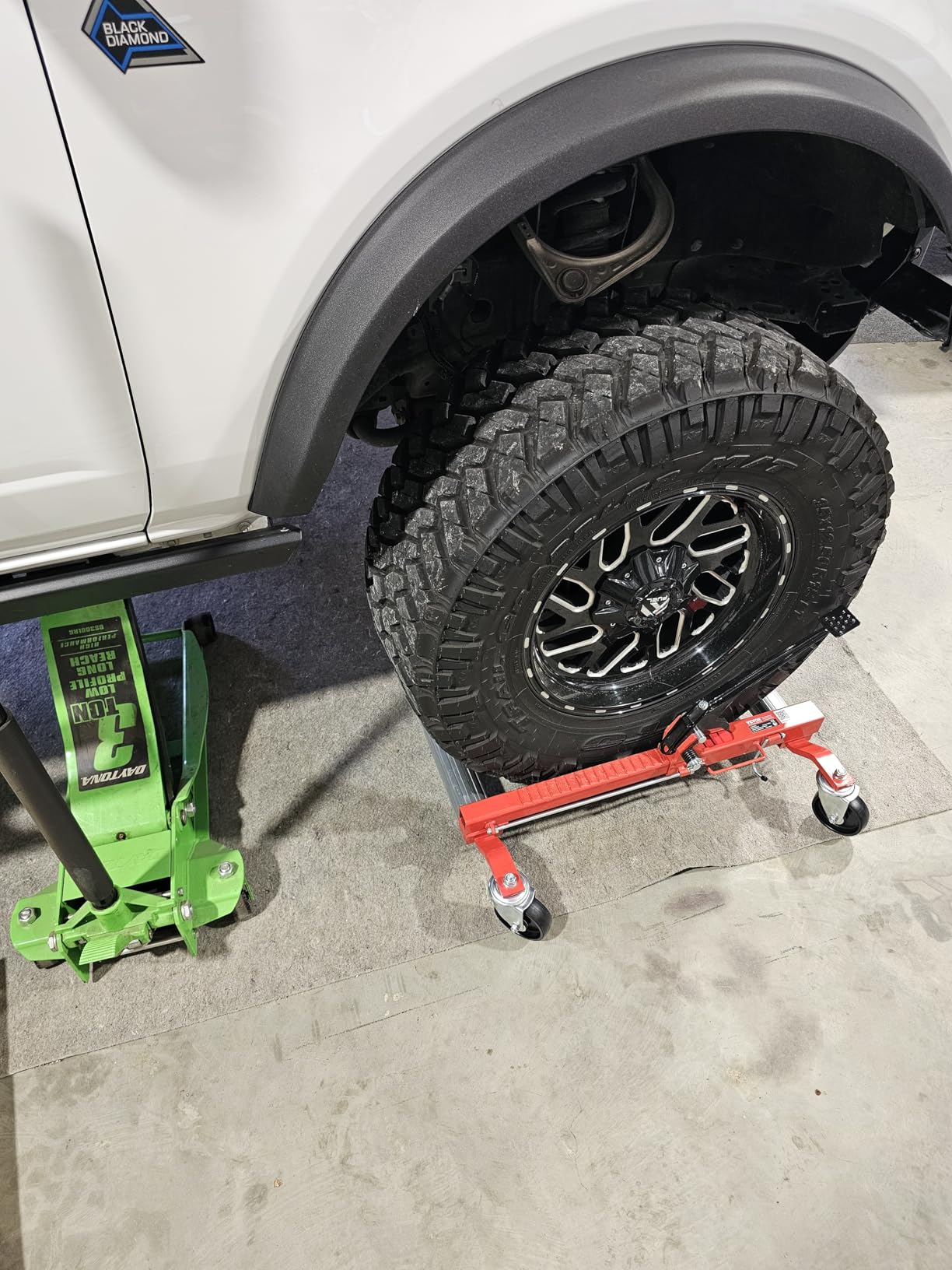 VEVOR Car Wheel Dolly, 6000 lbs/2722 kg Car Moving Cart with Brakes, Set of 4 Piece, Heavy-Duty Vehicle Dolly, Moving Cars, Trucks, Trailers, Motorcycles, and Boats | Heavy-Duty Steel Vehicle Dolly, Moving Cars, Trucks, Trailers, Motorcycles, and Boats customer photo 2