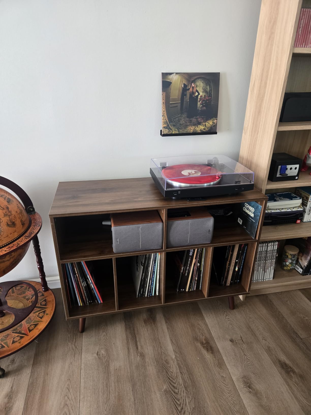 Cozy Castle Record Player Stand with Vinyl Storage Cabinet, Wood Turntable Table Open Shelf Holder Up to 350 Albums Cube Storage Organizer for Living Room, Office, Brown customer photo 2