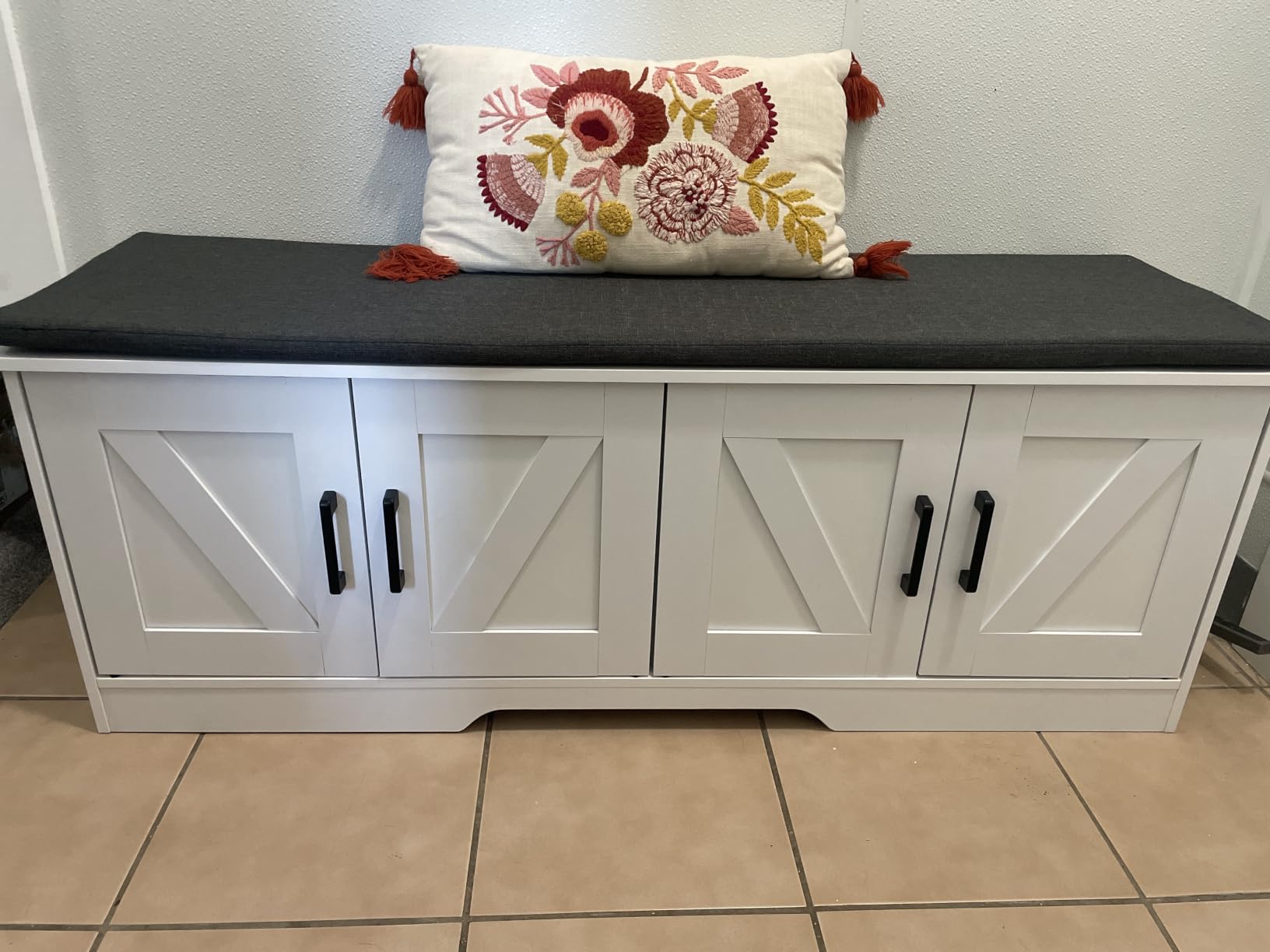 HOMSHO Farmhouse Shoe Storage Bench with 2 Barn Doors & Padded Seat Cushion | 39.4