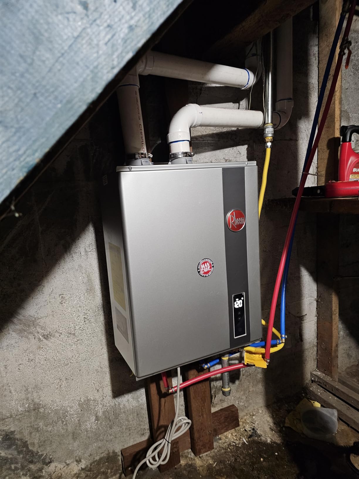 Rheem RTGH Series 9.5 GPM Liquid Propane Tankless Water Heater Indoor | 199,900 BTUs Super High Efficiency On Demand, Continuous Hot Water | Condensing Ultra-Low Nox customer photo 1