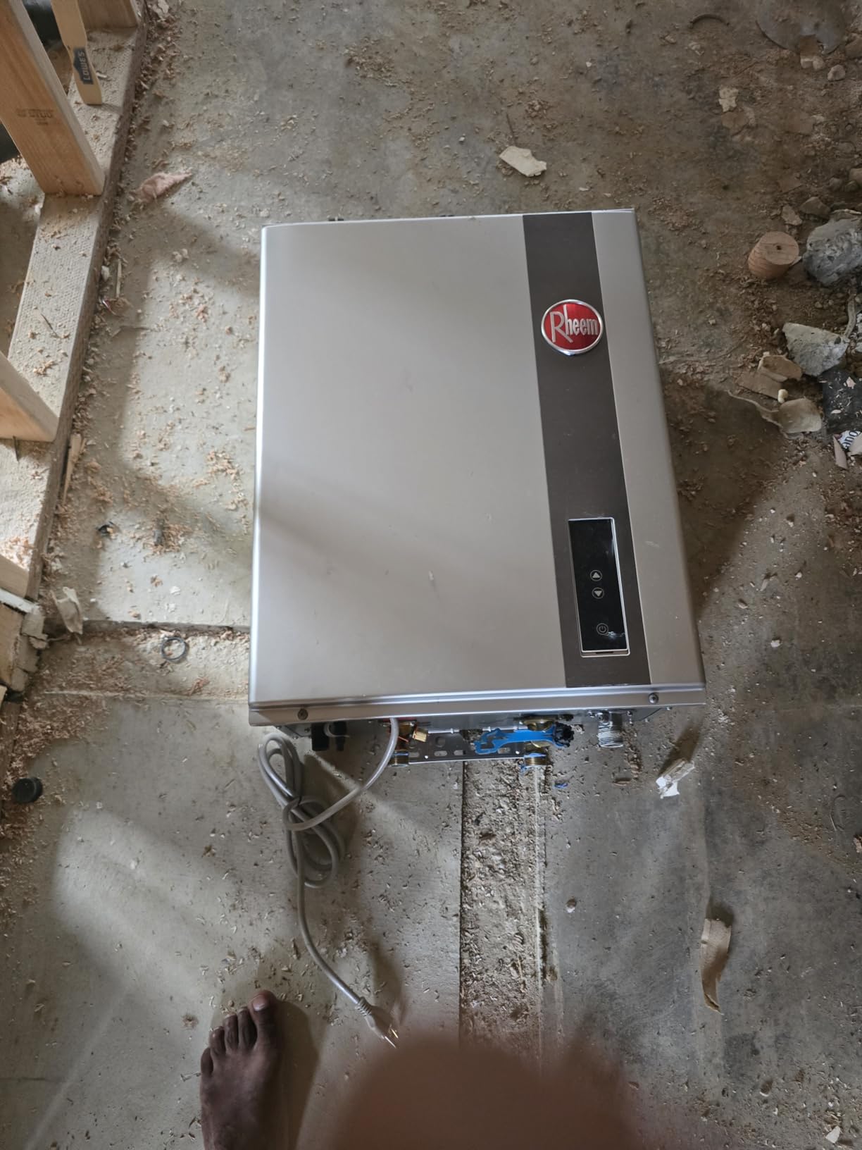 Rheem RTGH Series 9.5 GPM Liquid Propane Tankless Water Heater Indoor | 199,900 BTUs Super High Efficiency On Demand, Continuous Hot Water | Condensing Ultra-Low Nox customer photo 2