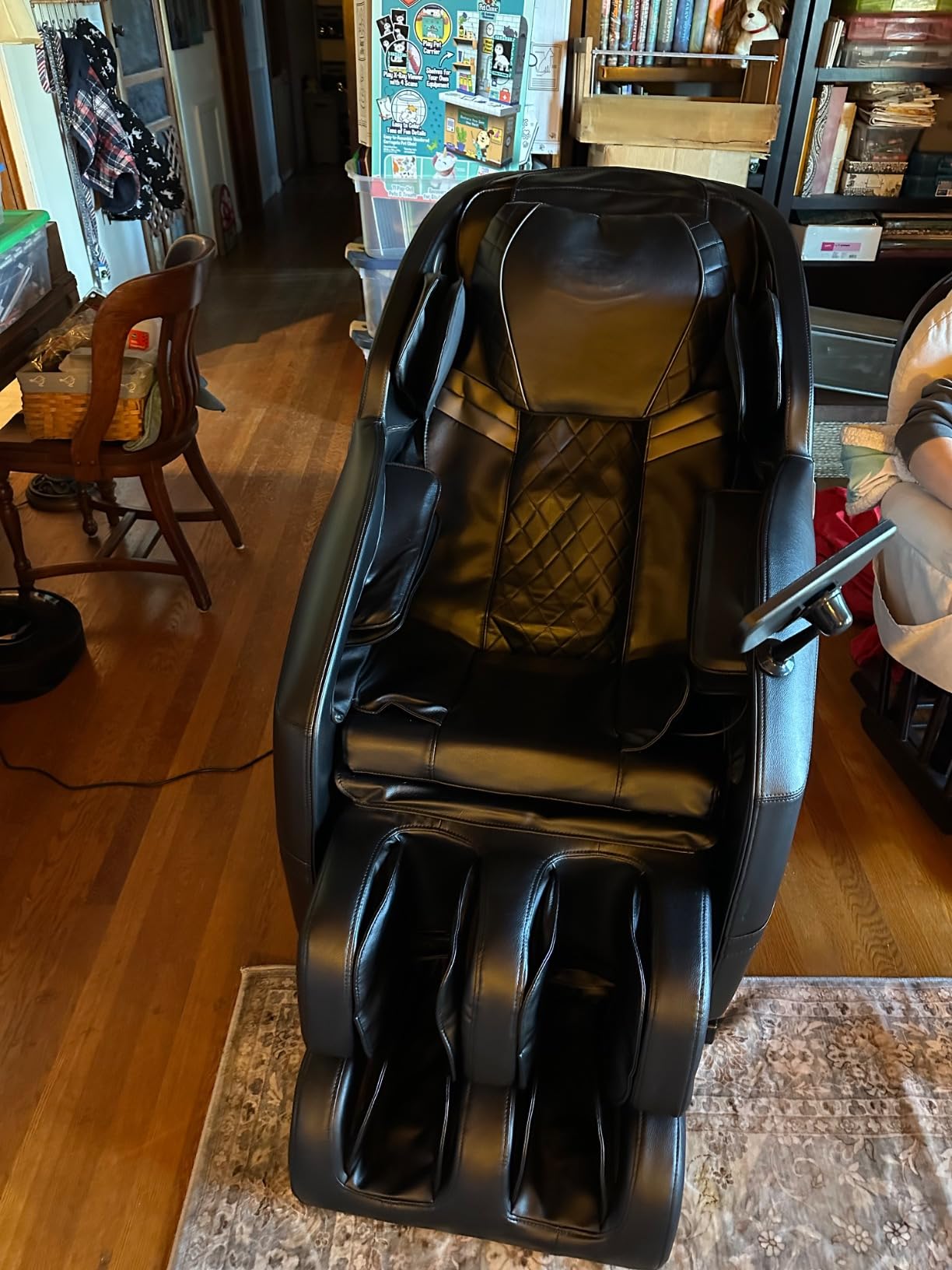 Mazzup Massage Chair Full Body with Heat, Full Body Zero Gravity Shiatsu Massage Chair, Kneading Recliner w/ 20 Auto Modes, Foot Massage, Bluetooth, USB Charging Port, Touch Screen Controller customer photo 1