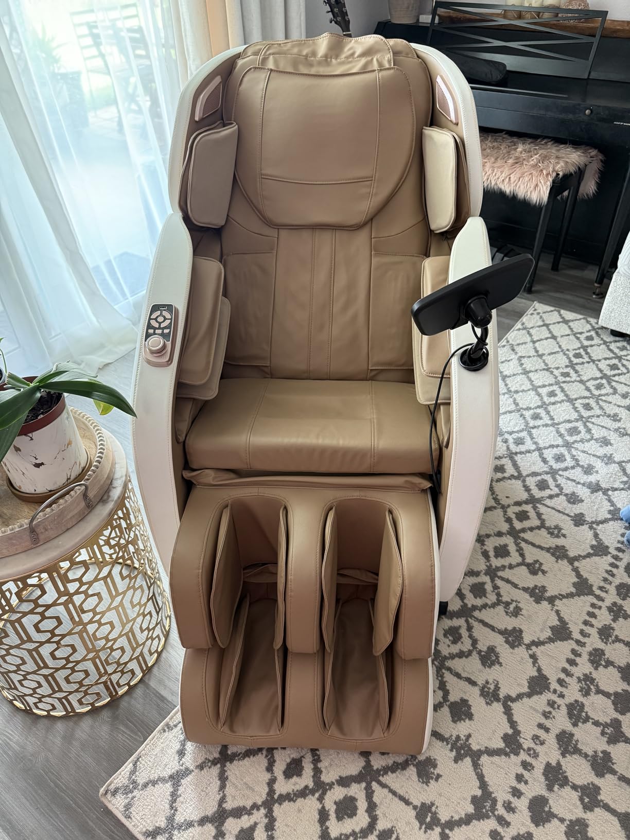 Mazzup Massage Chair Full Body with Heat, Full Body Zero Gravity Shiatsu Massage Chair, Kneading Recliner w/ 20 Auto Modes, Foot Massage, Bluetooth, USB Charging Port, Touch Screen Controller customer photo 2