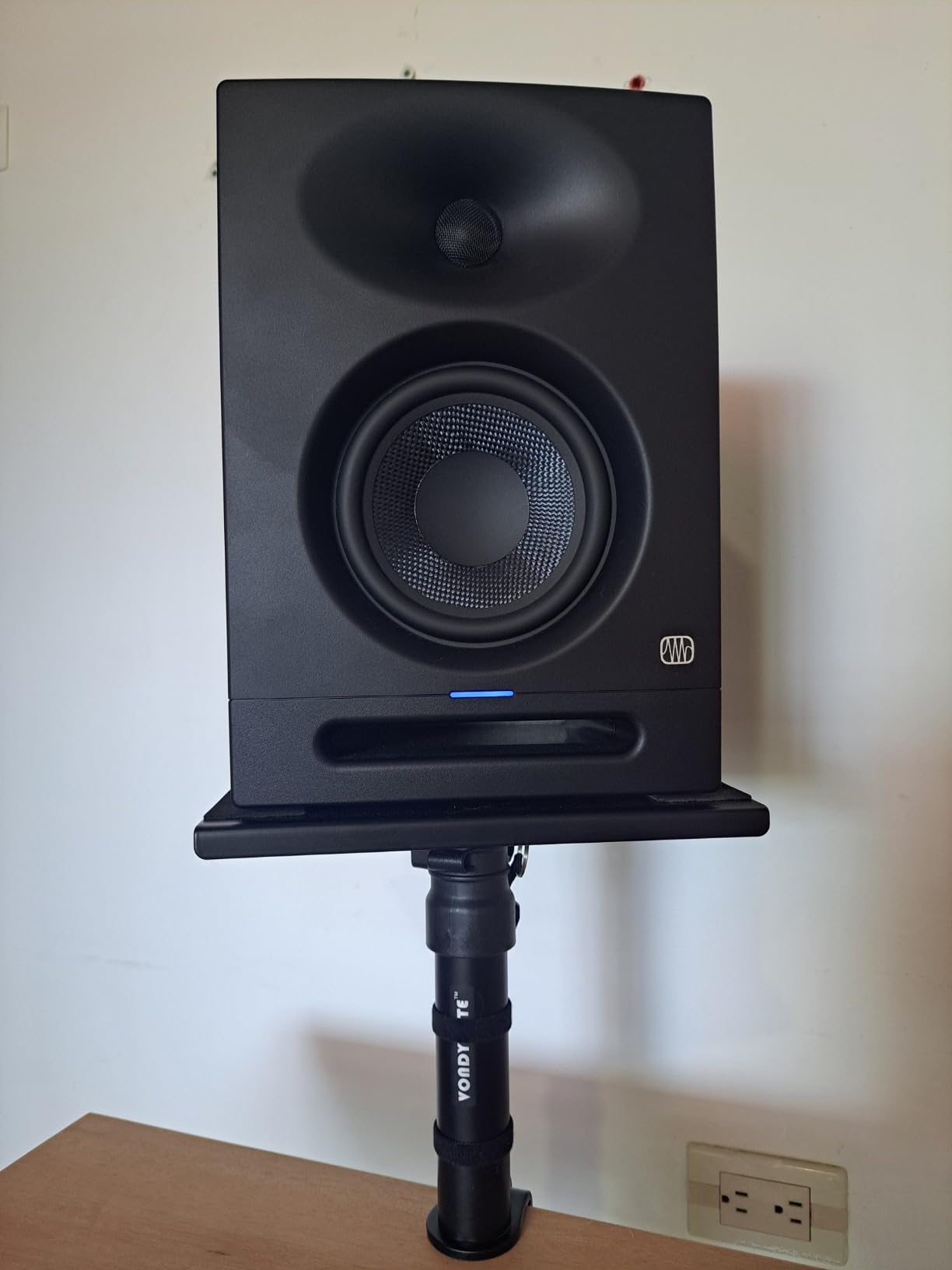 PreSonus Eris Studio 8 8-inch 2-Way Active Studio Monitors with EBM Waveguide customer photo 1