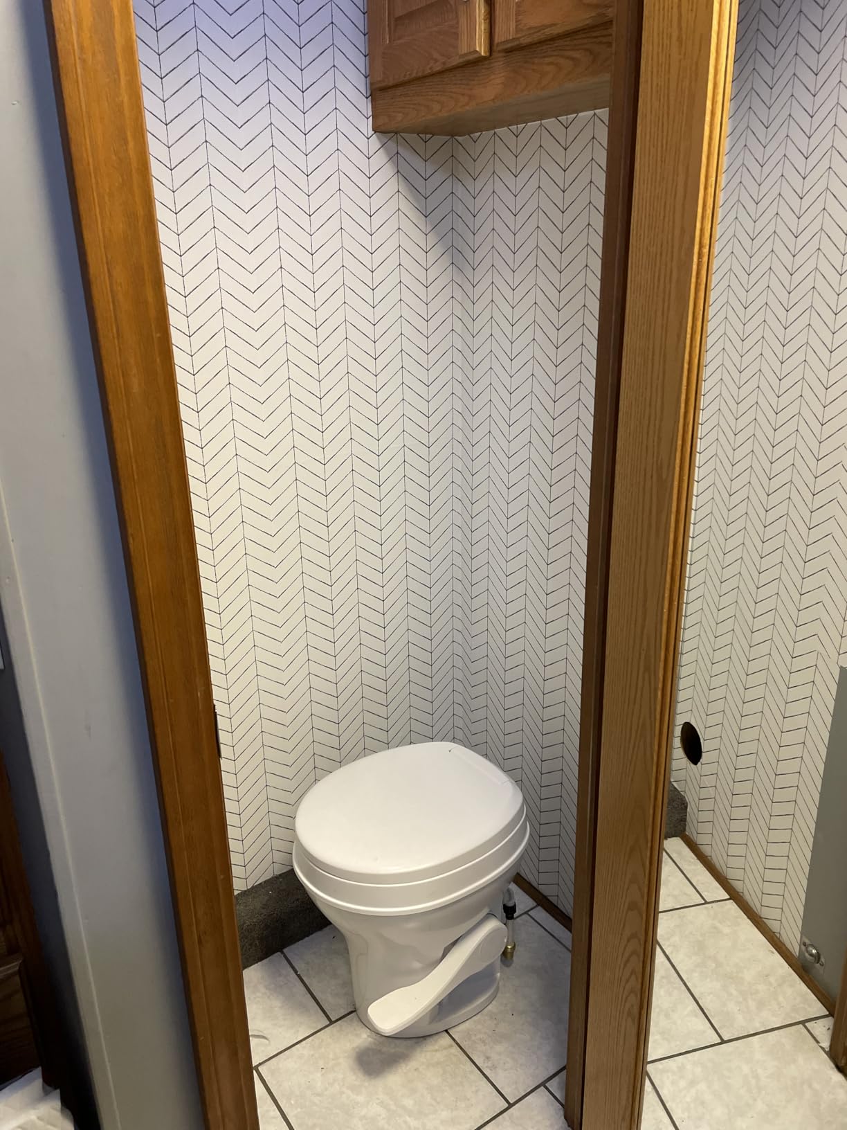 SEAFLO RV Toilet - 18.4